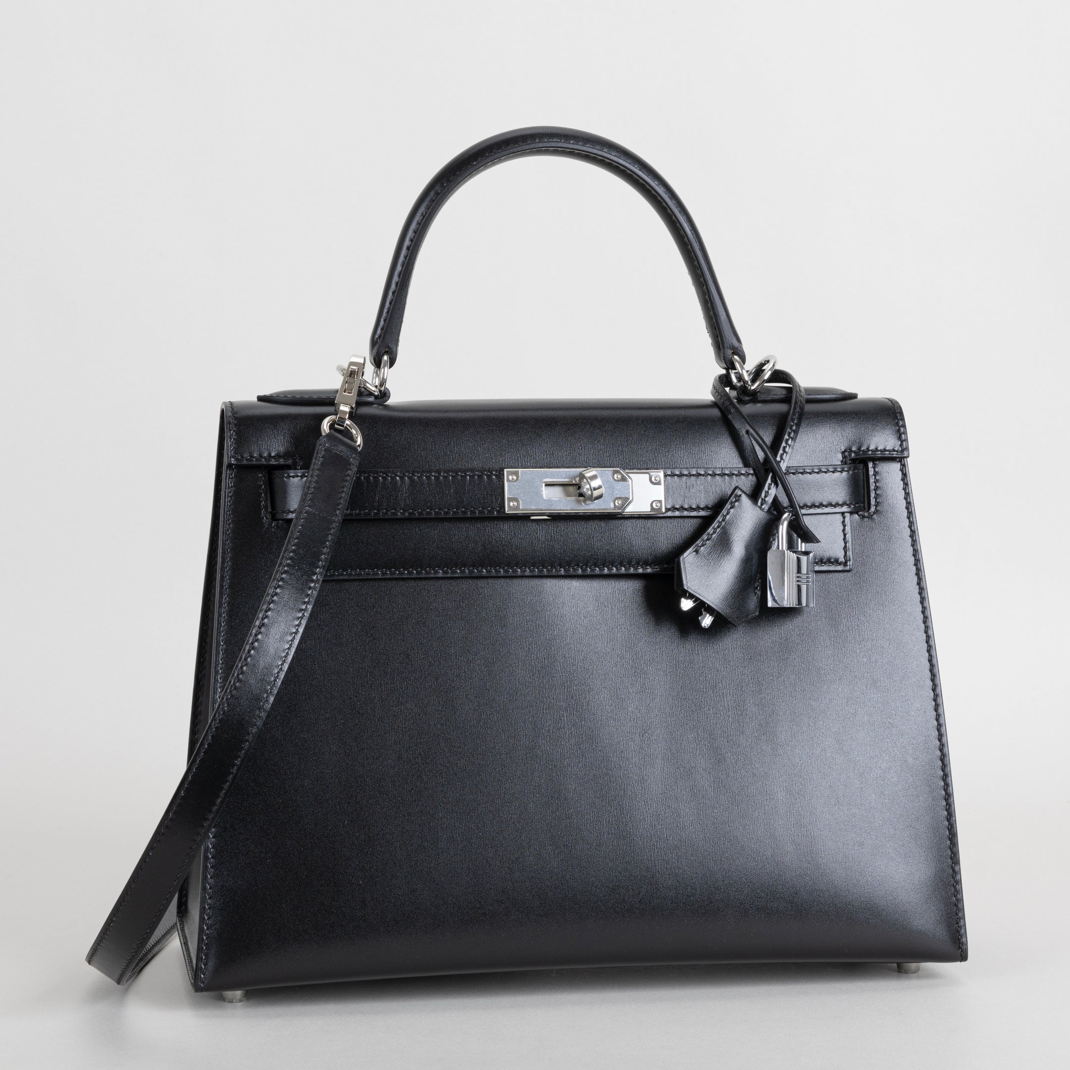 KELLY 28 BLACK BOX CALF LEATHER WITH PALLADIUM HARDWARE (PHW)