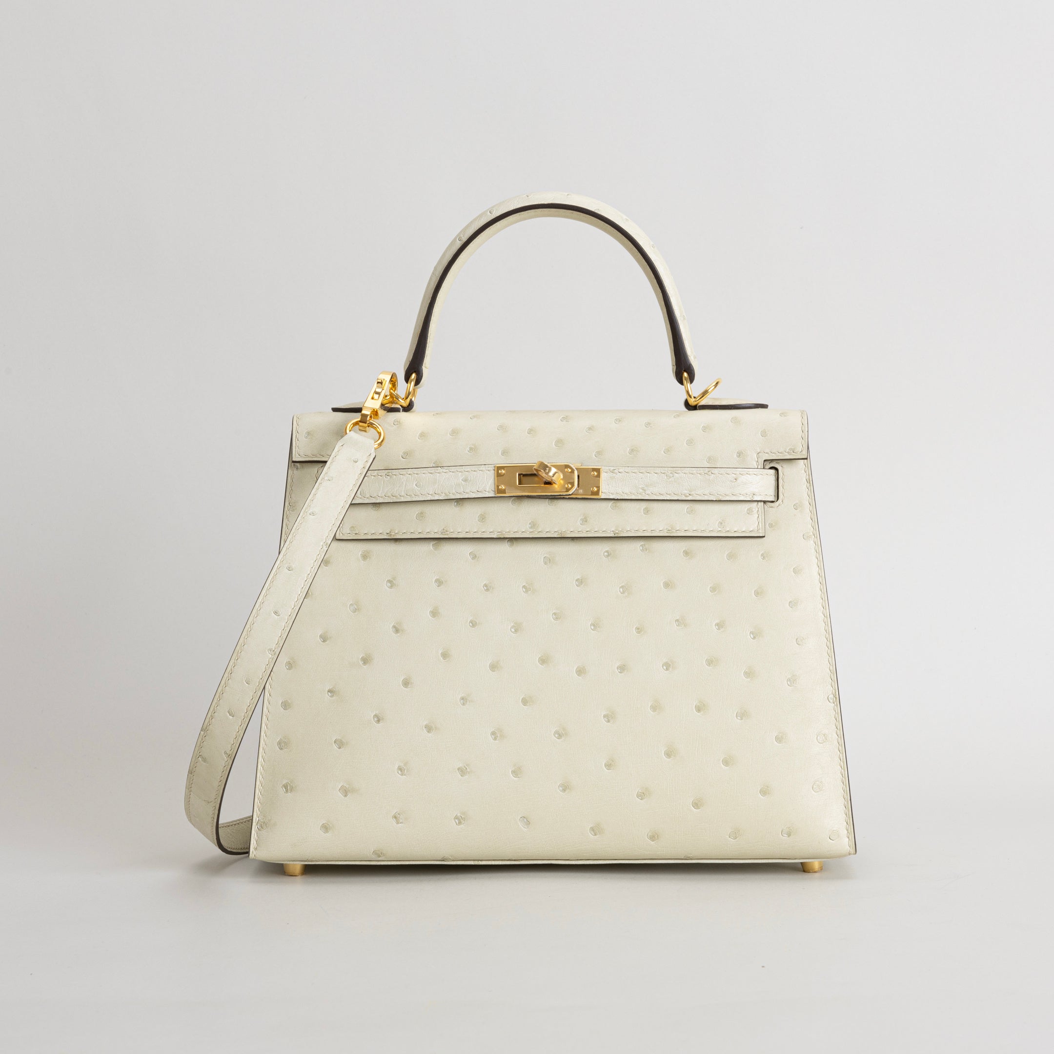 KELLY 25 OSTRICH LEATHER PARCHEMIN WITH GOLD HARDWARE (GHW)