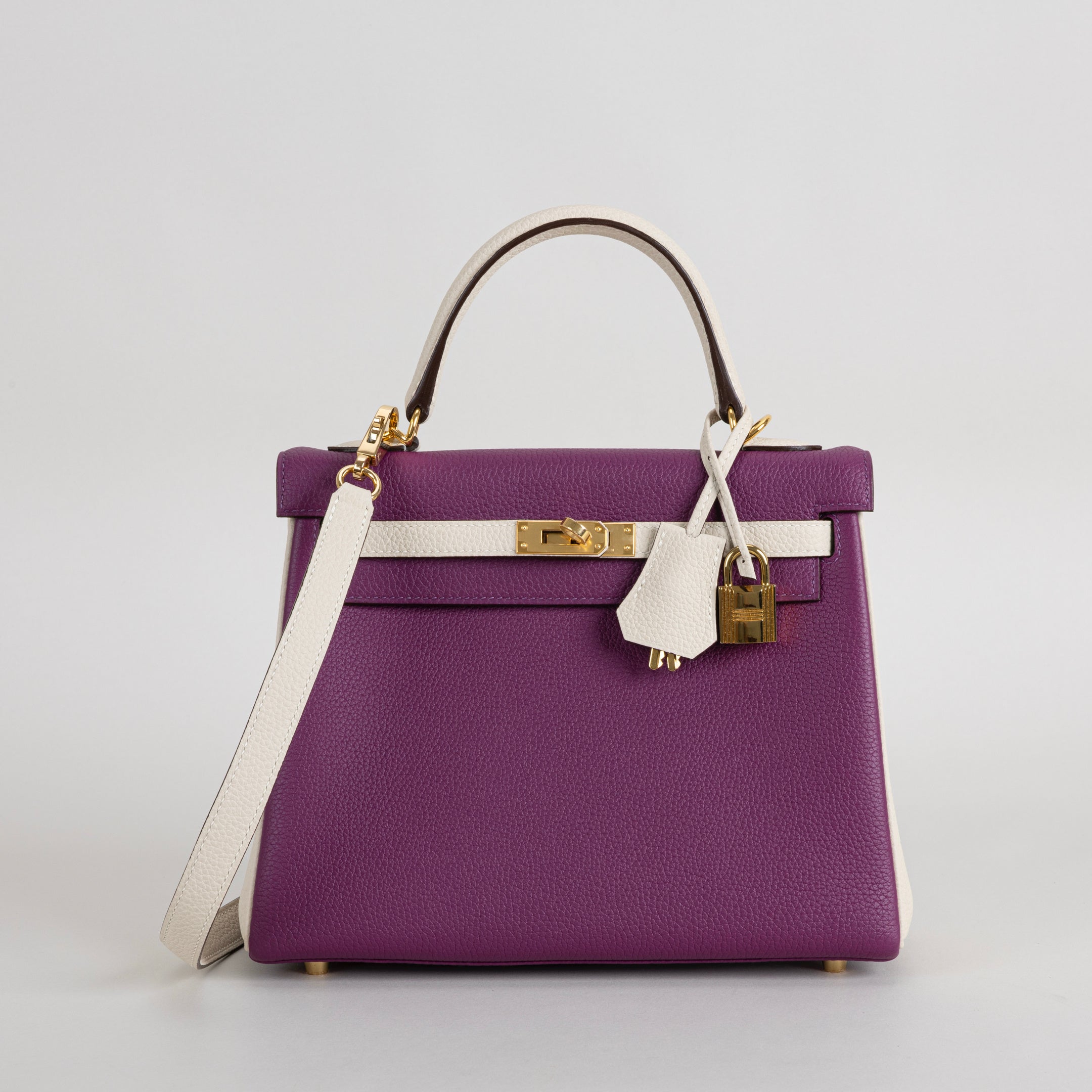 KELLY 25 TOGO LEATHER HORSESHOE STAMP (HSS) BI-COLOR ANEMONE & CRAIE WITH GOLD HARDWARE (GHW)