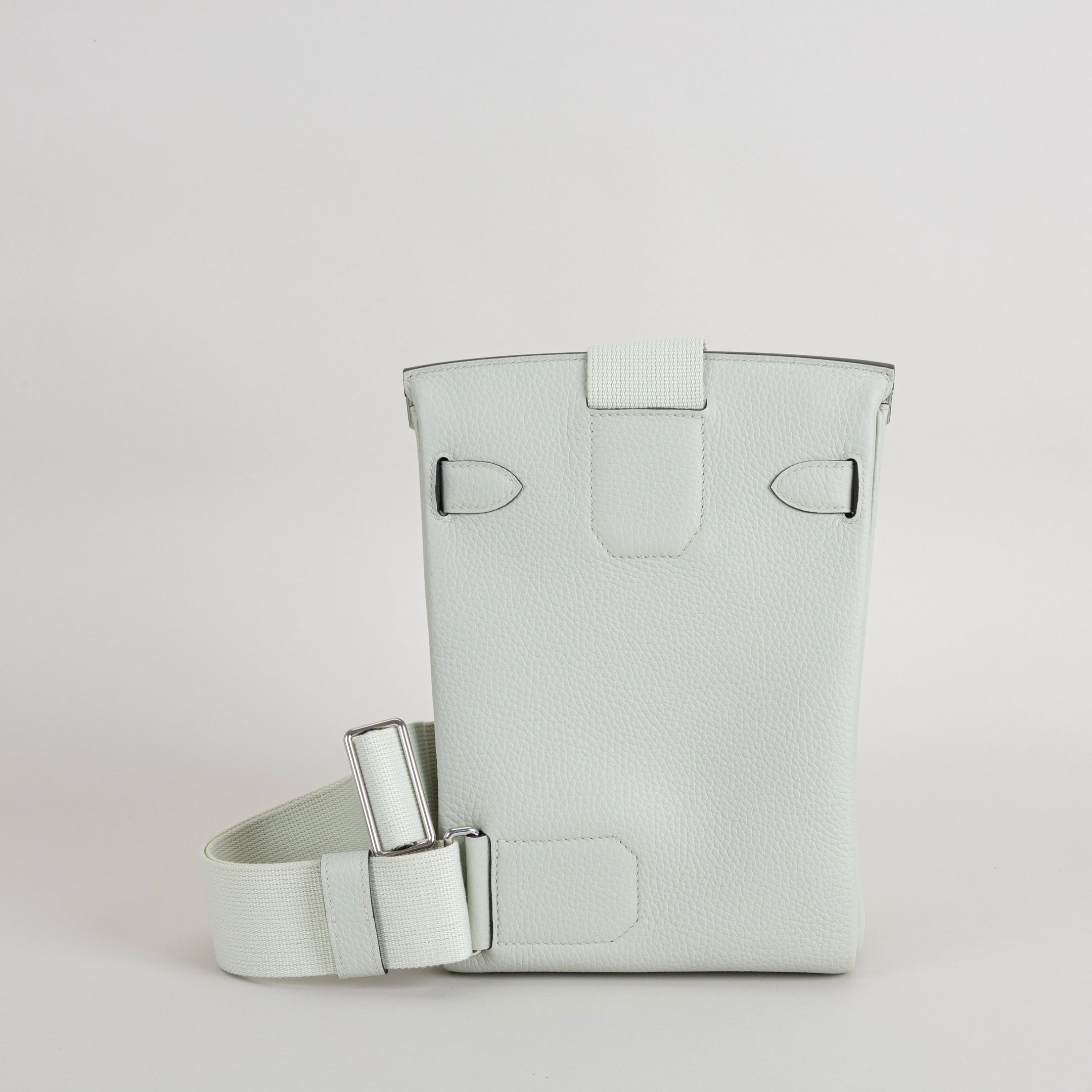 HAC A DOS TOGO LEATHER GRIS NEVE WITH PALLADIUM HARDWARE (PHW)