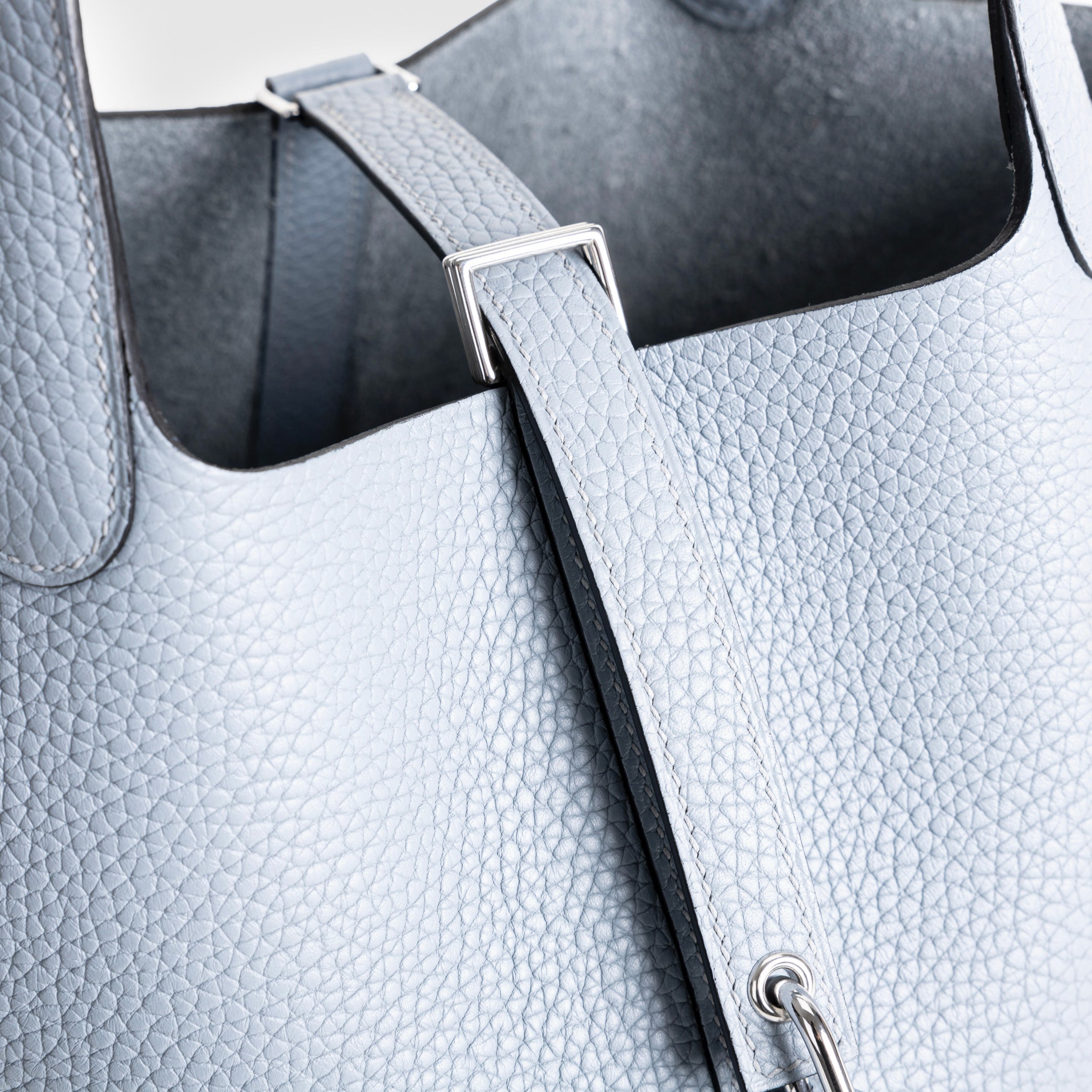 PICOTIN 18 LOCK CLEMENCE LEATHER BLEU PALE WITH PALLADIUM HARDWARE (PHW)