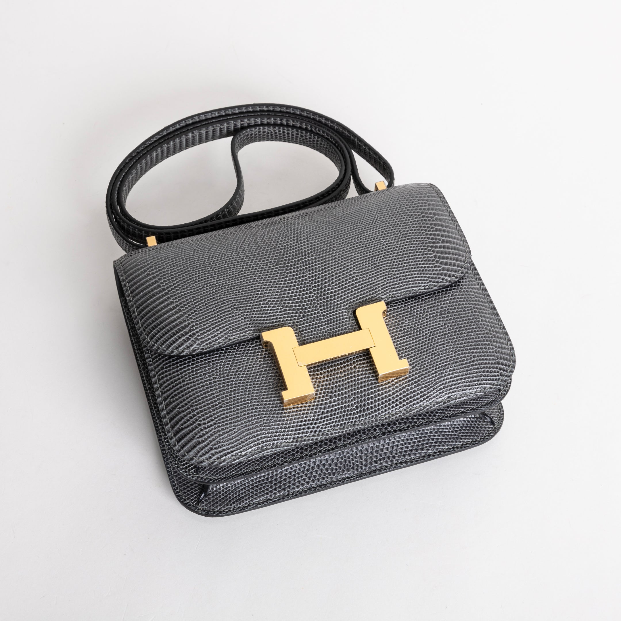CONSTANCE 18 (MINI) LIZARD LEATHER GRIS FONCE WITH GOLD HARDWARE (GHW)