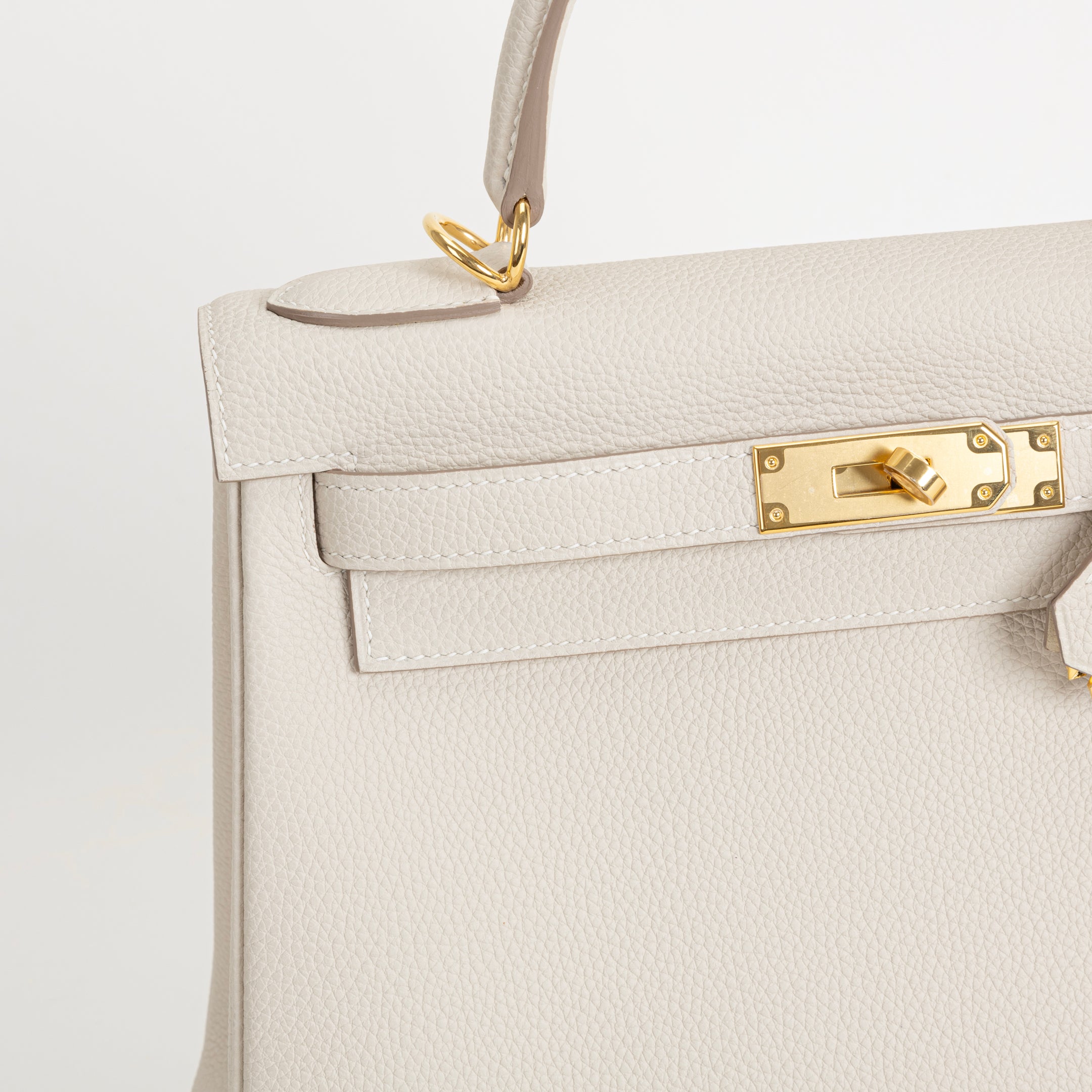 KELLY 28 TOGO LEATHER CRAIE WITH GOLD HARDWARE (GHW)