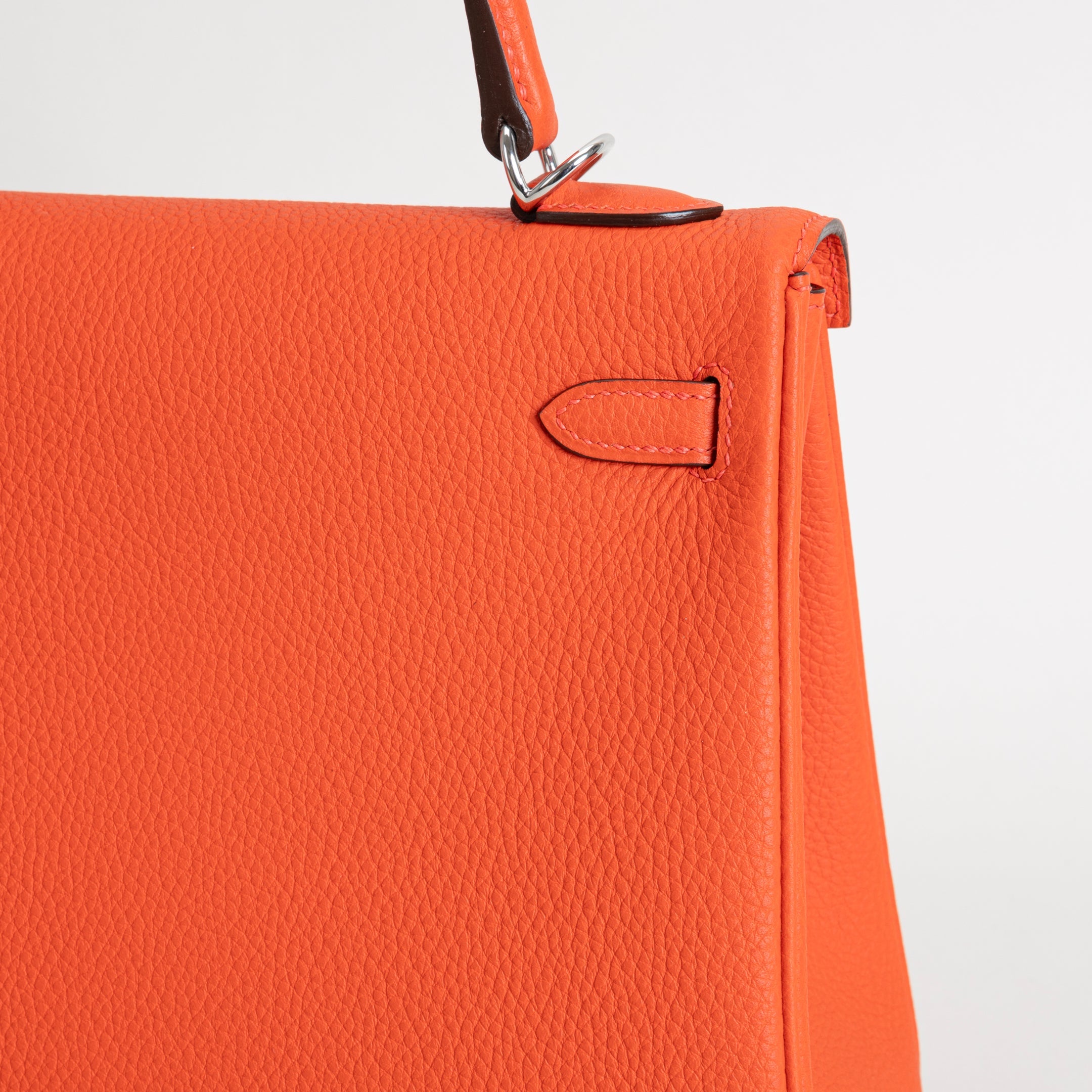 KELLY 25 TOGO LEATHER FEU ORANGE WITH PALLADIUM HARDWARE (PHW)