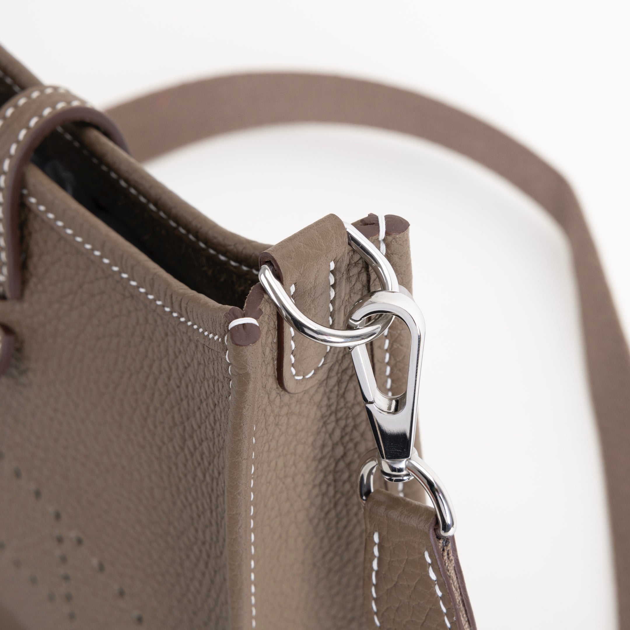 MINI EVELYNE (TPM) CLEMENCE LEATHER ETOUPE WITH PALLADIUM HARDWARE (PHW)