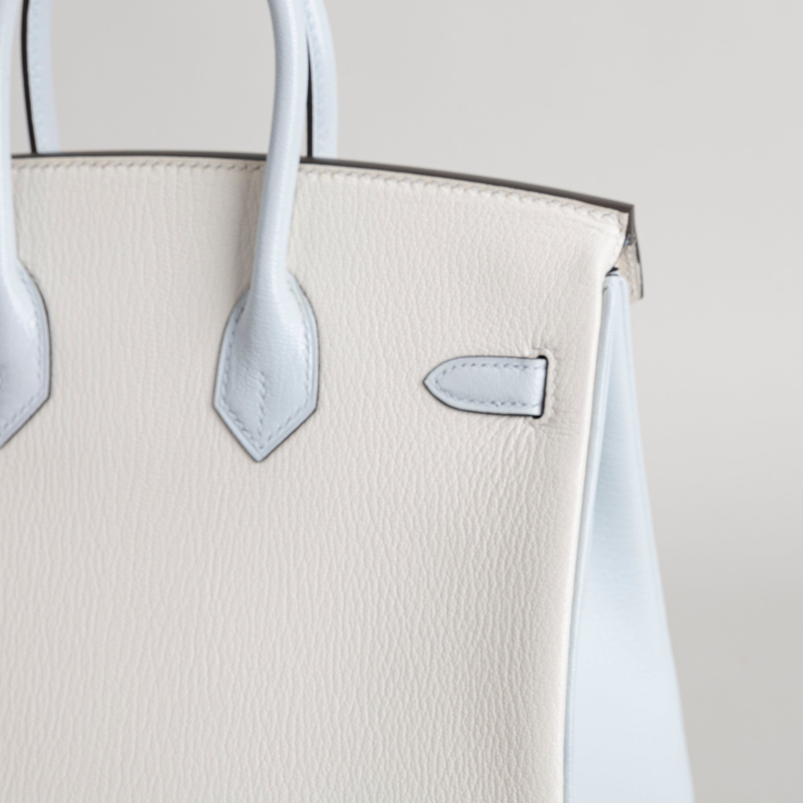 BIRKIN 25 CHEVRE LEATHER HORSESHOE STAMP (HSS) BI-COLOR BETON & BLEU BRUME WITH PALLADIUM HARDWARE (PHW)