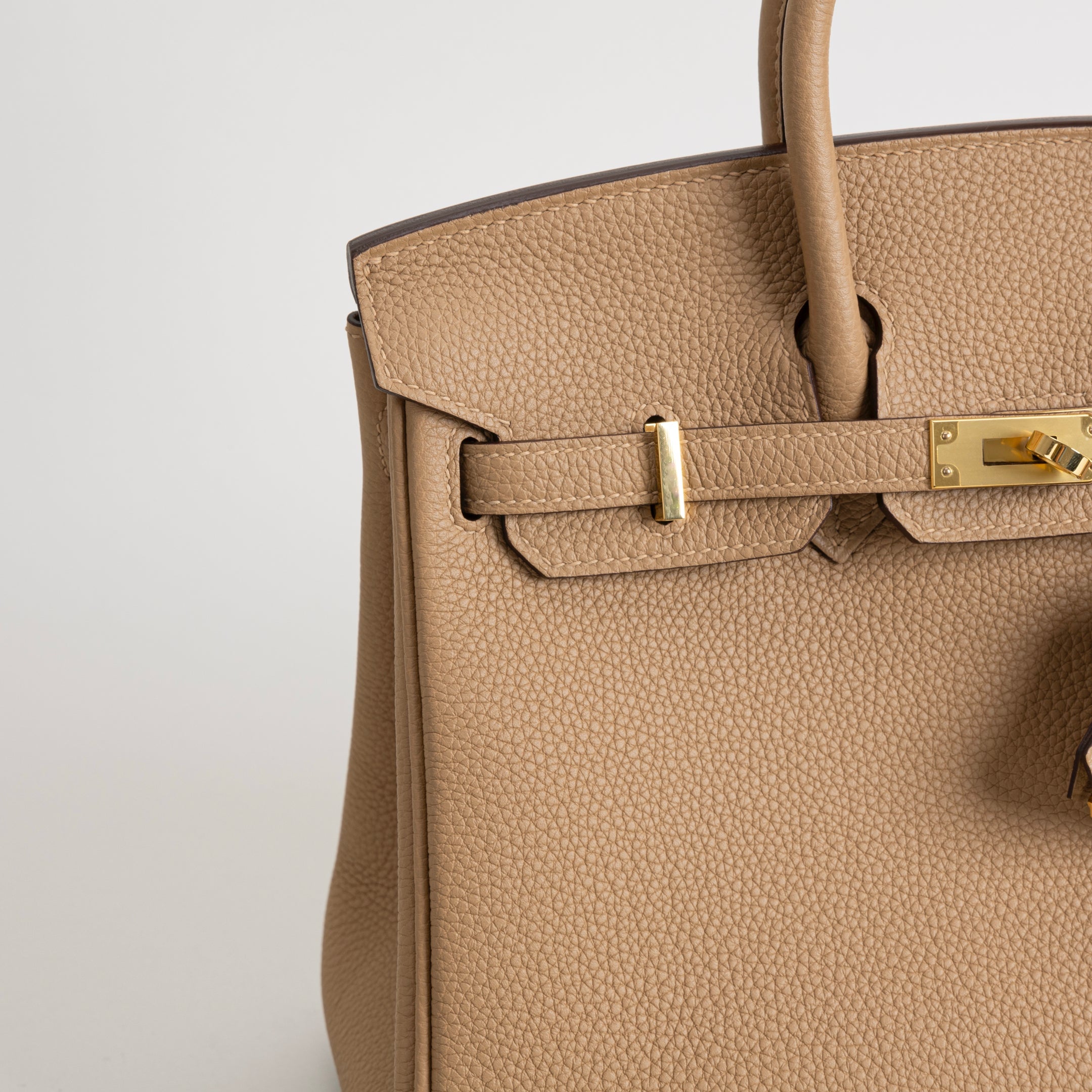 BIRKIN 25 TOGO LEATHER CHAI WITH GOLD HARDWARE (GHW)