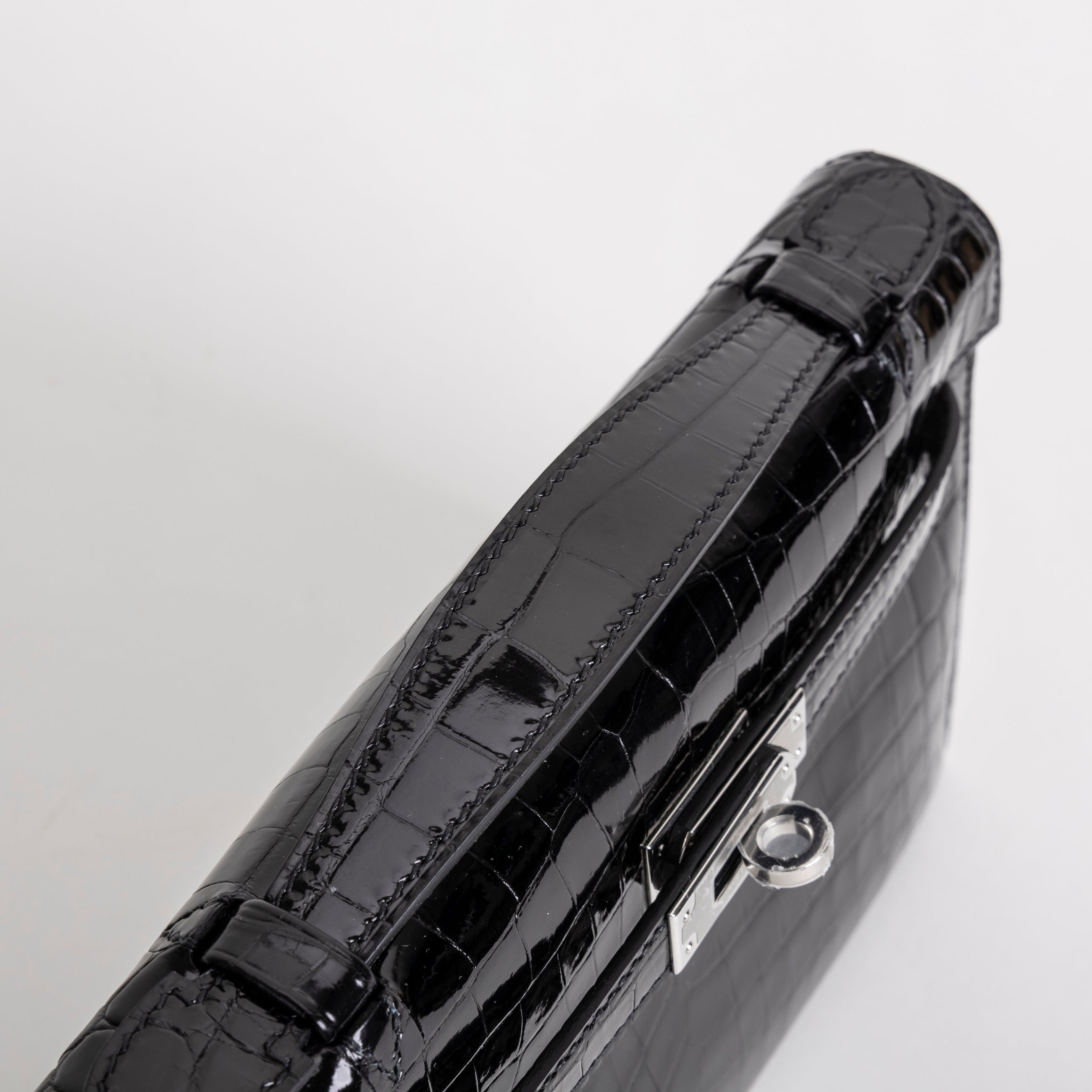 KELLY POCHETTE SHINY (LISSE) NILOTICUS CROCODILE LEATHER NOIR (BLACK) WITH PALLADIUM HARDWARE (PHW)