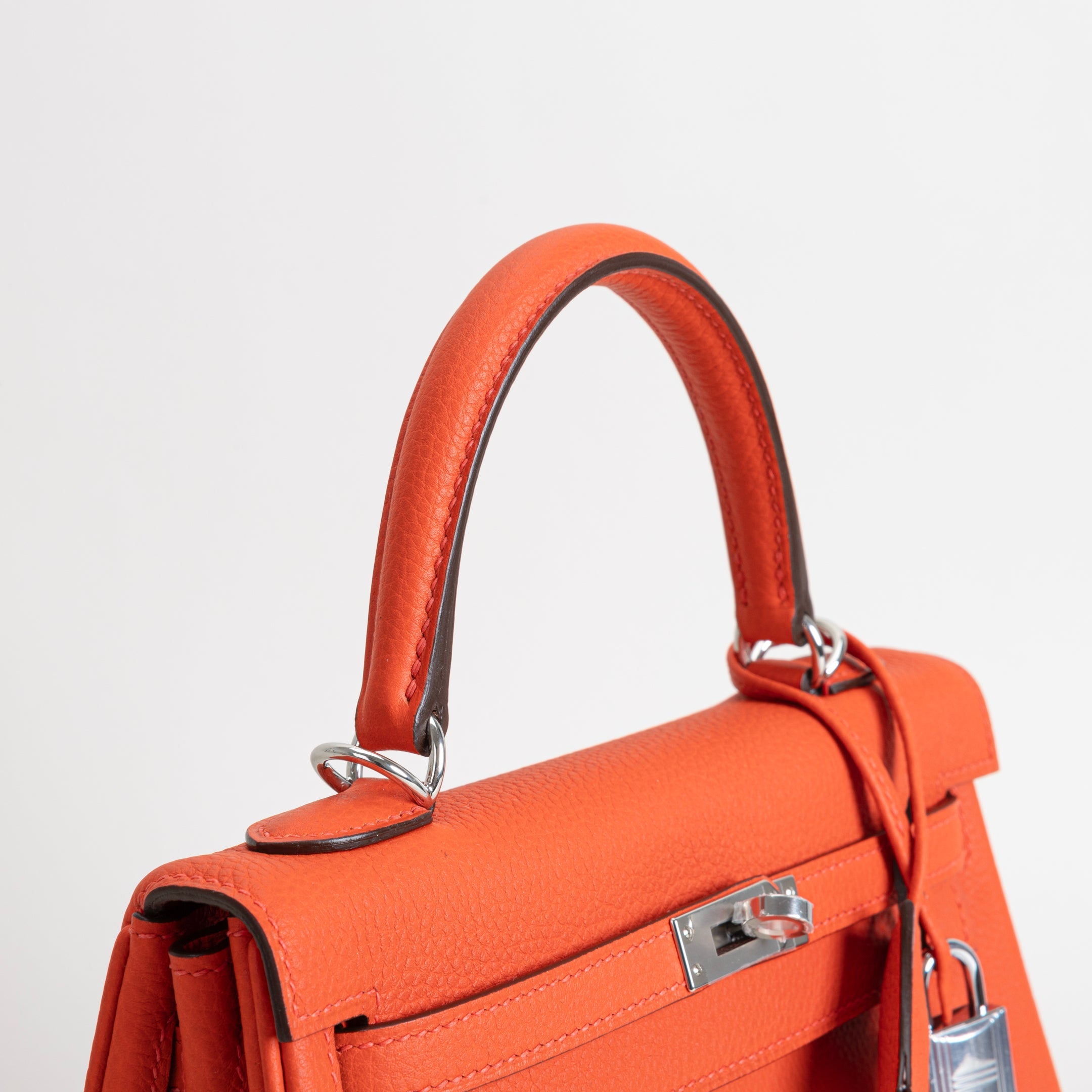 KELLY 25 TOGO LEATHER FEU ORANGE WITH PALLADIUM HARDWARE (PHW)