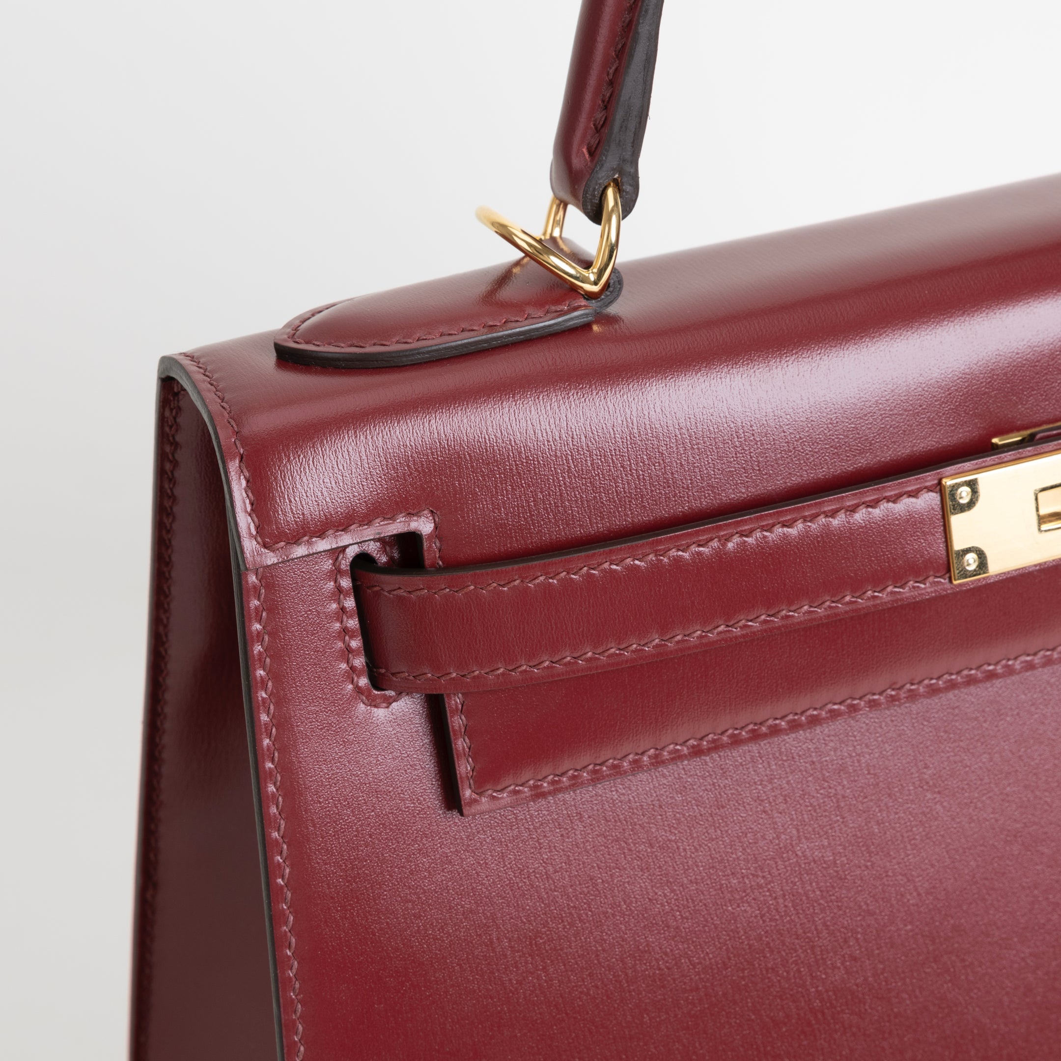 KELLY 28 BOX CALF LEATHER ROUGE H WITH GOLD HARDWARE (GHW)