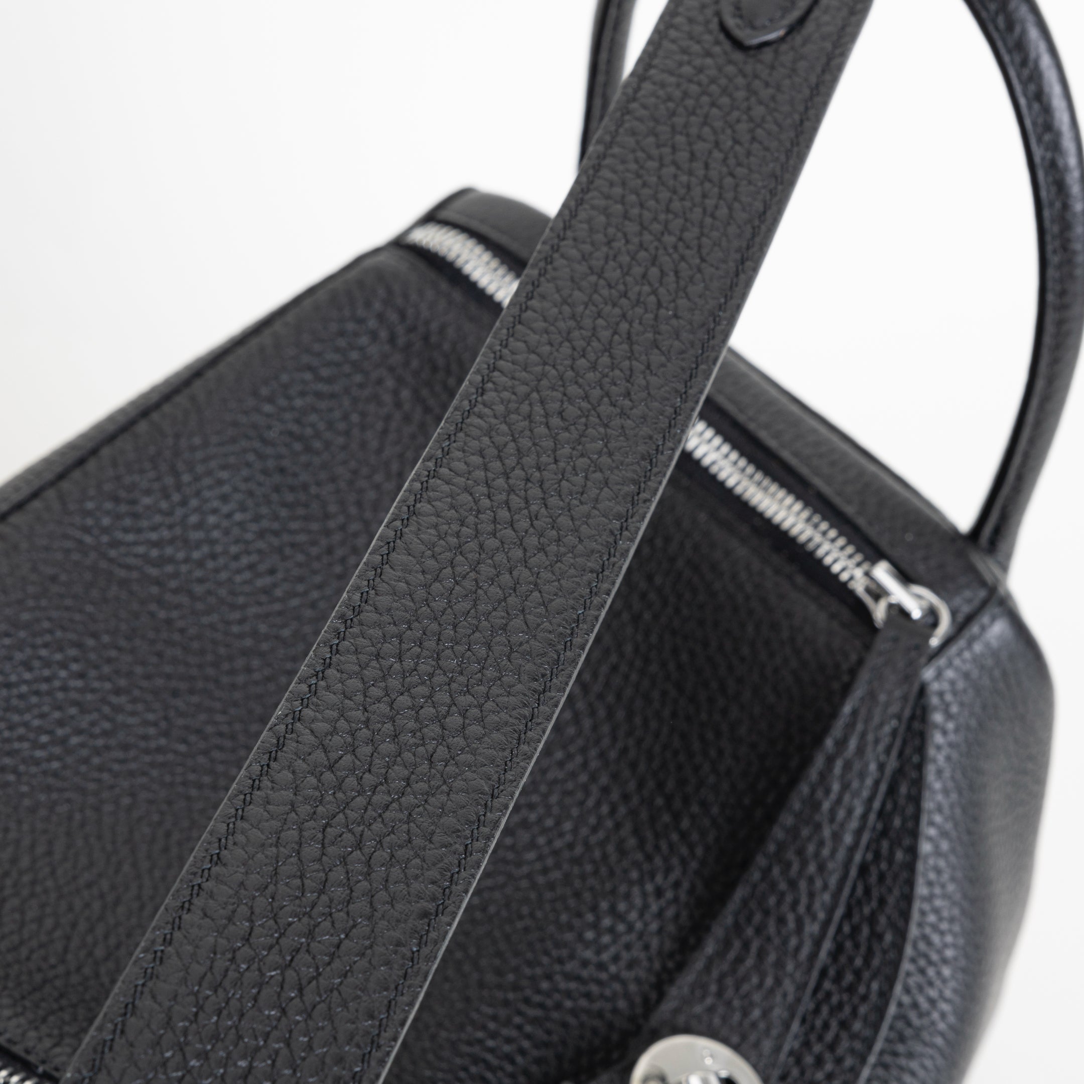 LINDY 30 CLEMENCE LEATHER NOIR (BLACK) WITH PALLADIUM HARDWARE (PHW)