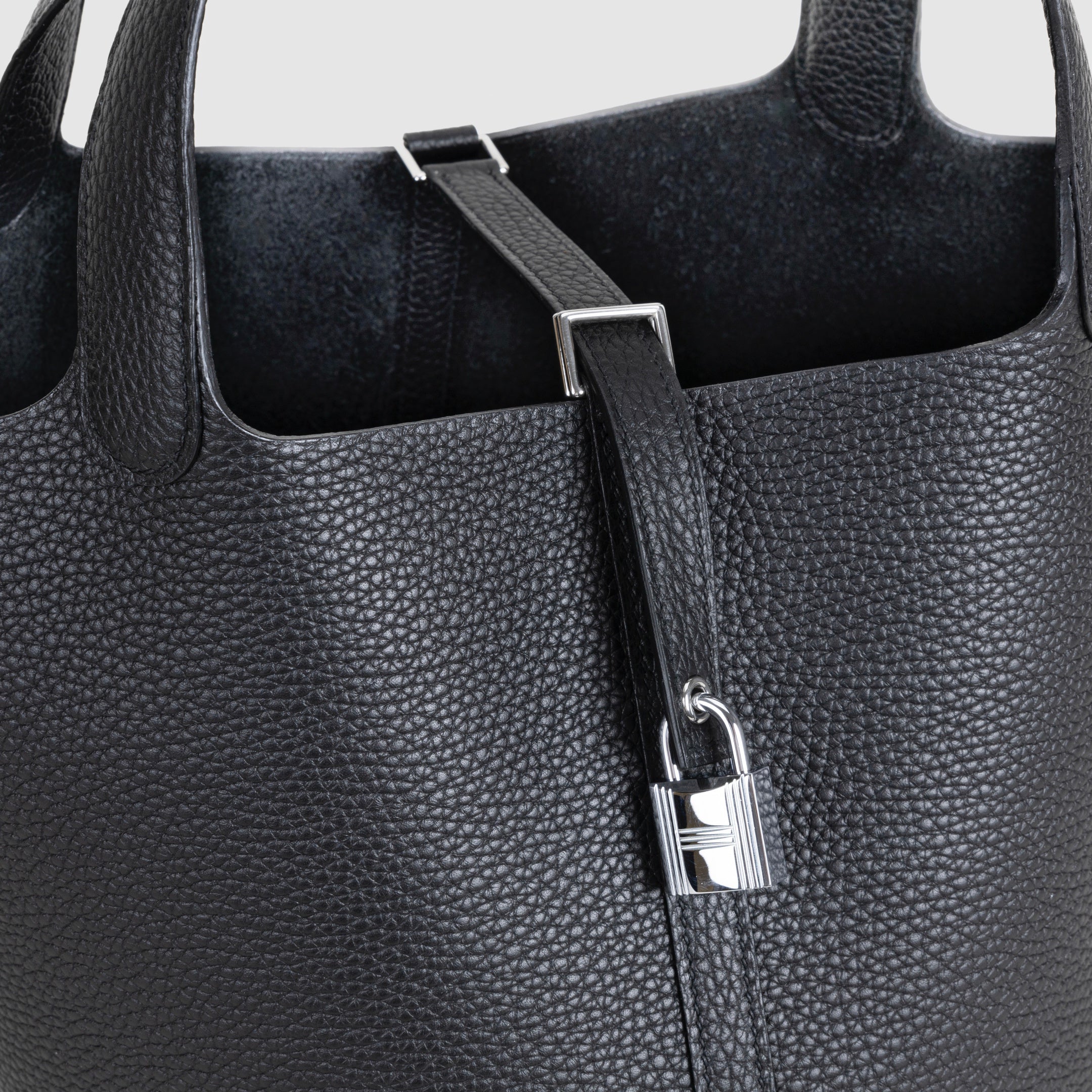 PICOTIN 22 LOCK CLEMENCE LEATHER NOIR (BLACK) WITH PALLADIUM HARDWARE (PHW)