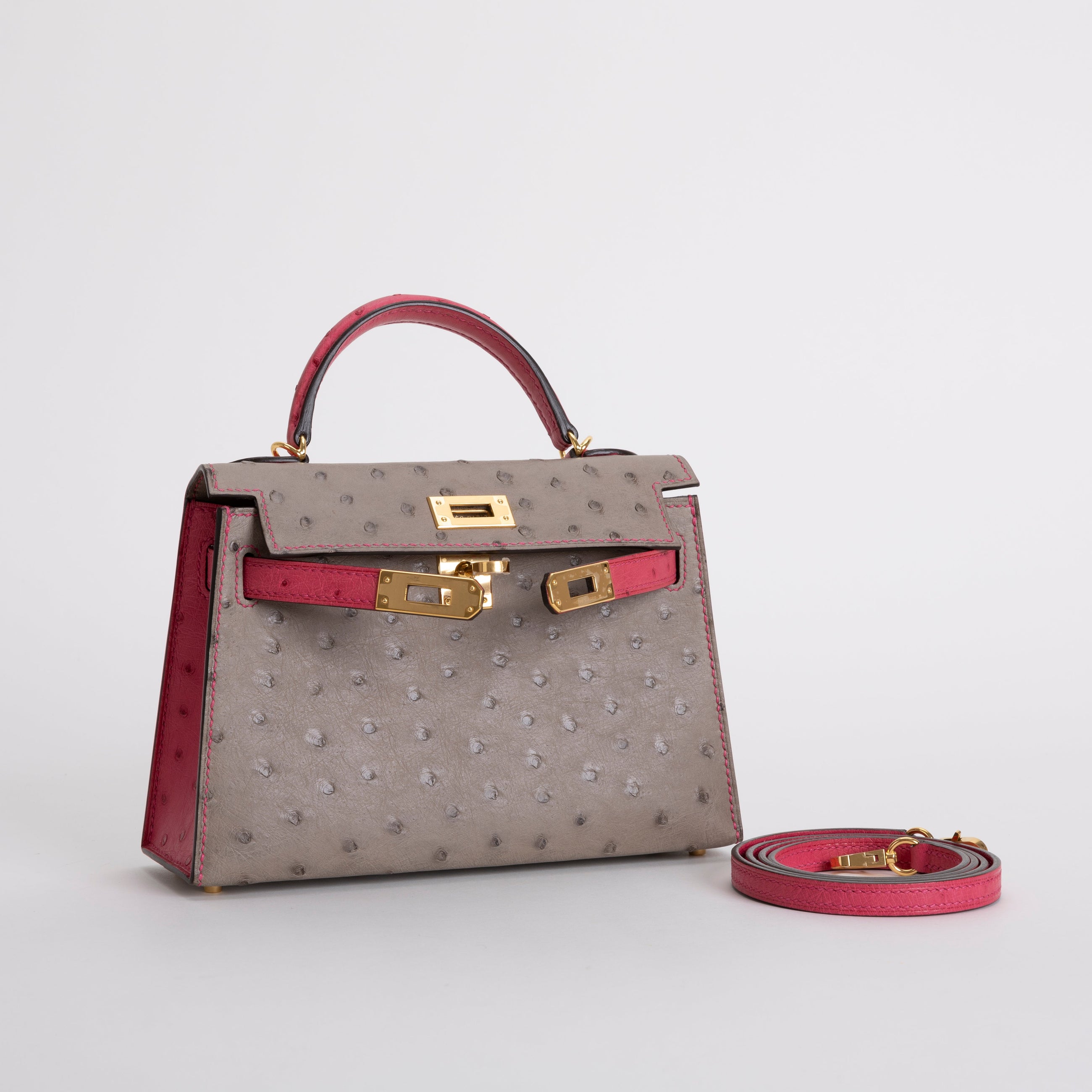 MINI KELLY II (20) OSTRICH LEATHER HORSESHOE STAMP (HSS) BI-COLOR GRIS ASPHALTE & ROSE TYRIEN WITH GOLD HARDWARE (GHW)