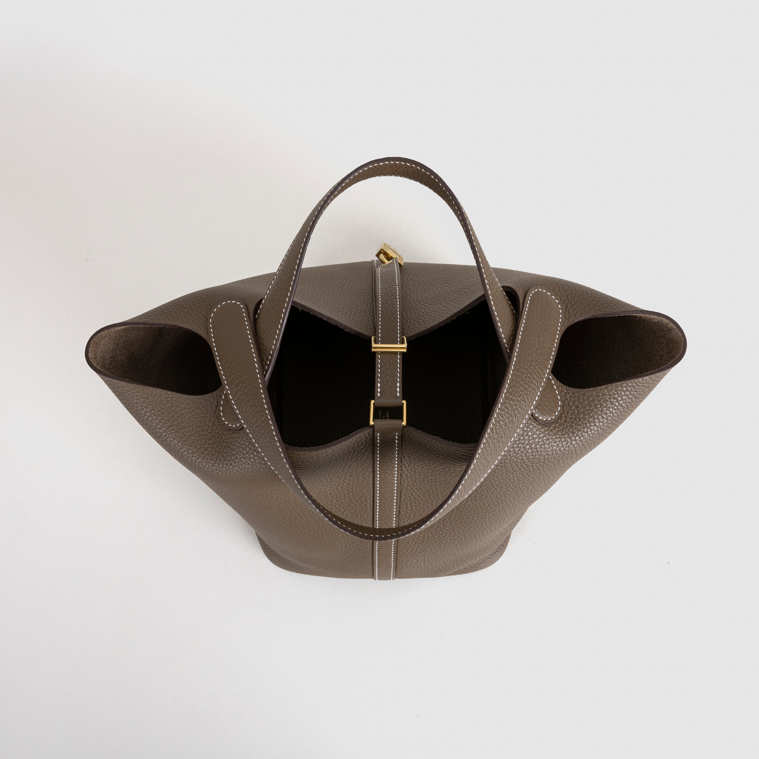 PICOTIN 22 LOCK CLEMENCE LEATHER ETOUPE WITH GOLD HARDWARE (GHW)