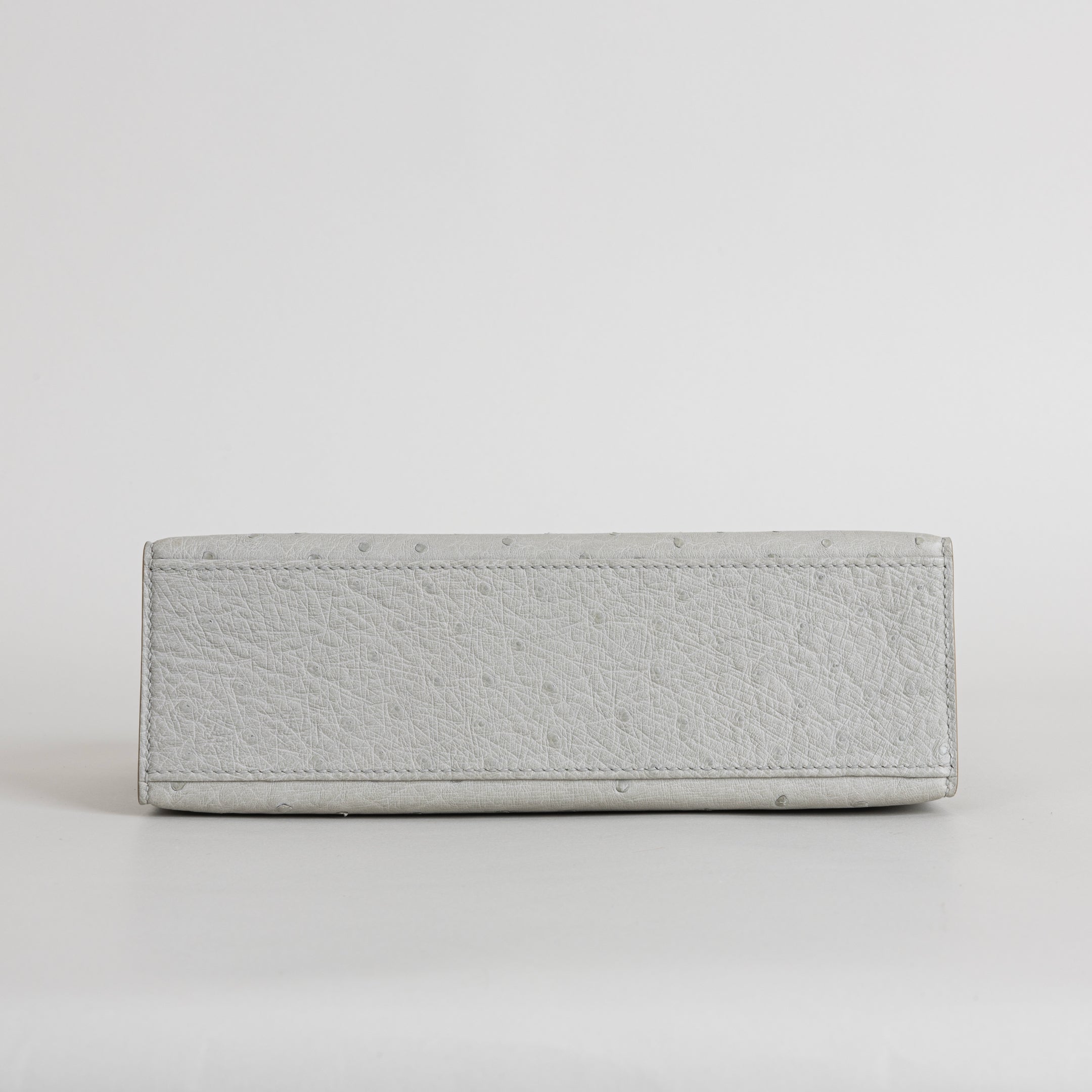 KELLY POCHETTE OSTRICH LEATHER GRIS PERLE WITH PALLADIUM HARDWARE (PHW)