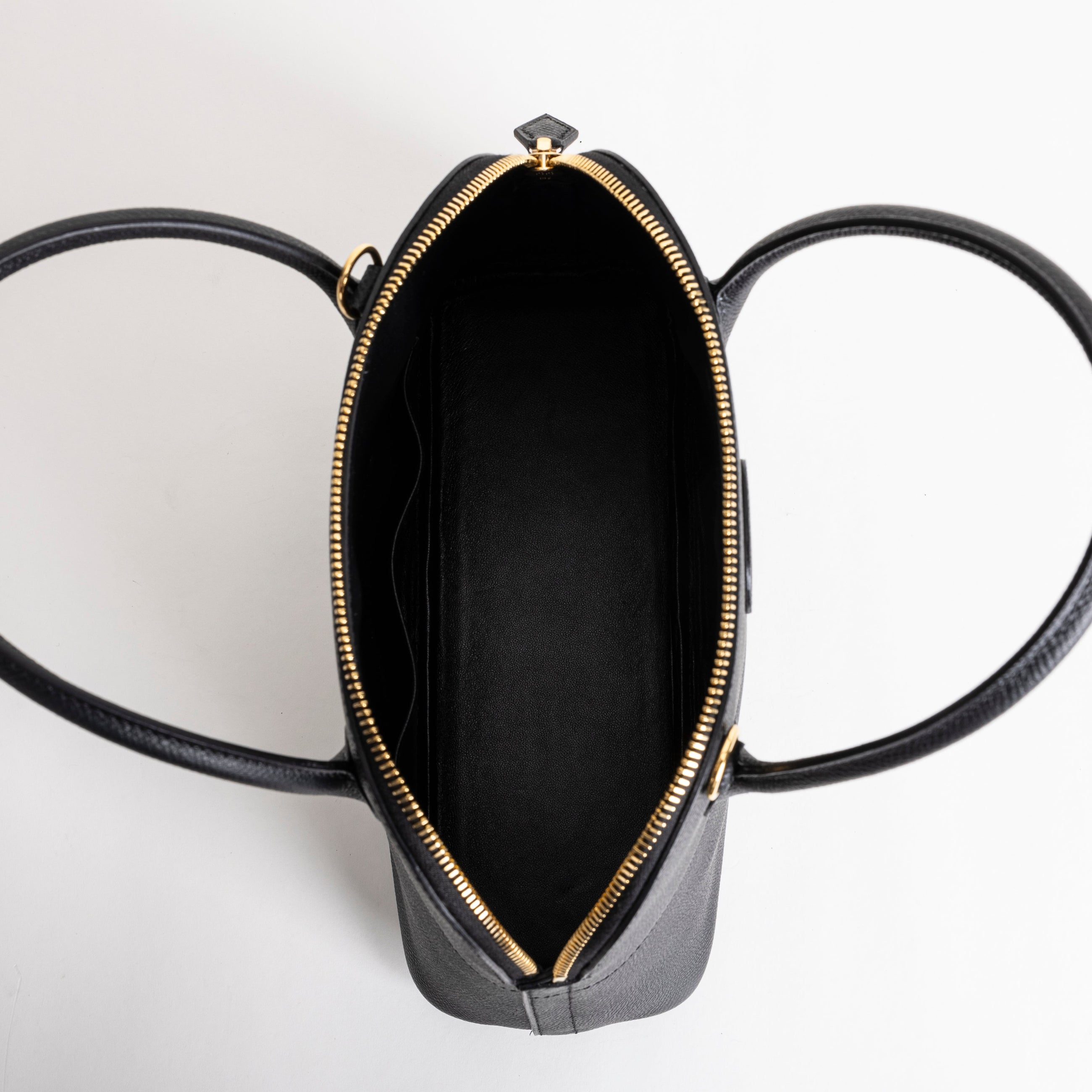 BOLIDE 27 EPSOM LEATHER NOIR (BLACK) WITH GOLD HARDWARE (GHW)