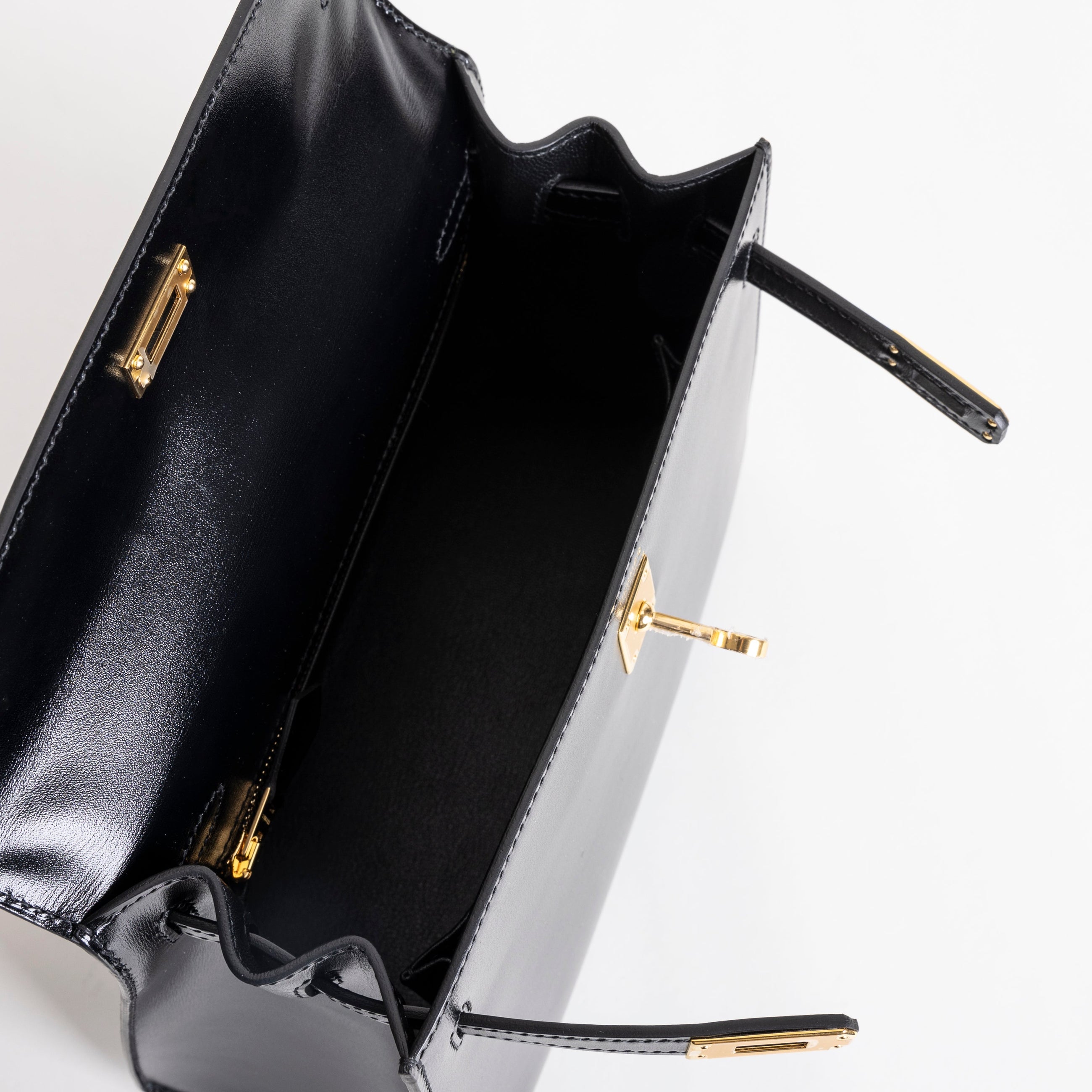KELLY 25 BLACK BOX CALF LEATHER WITH GOLD HARDWARE (GHW)
