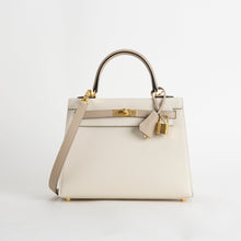 KELLY 25 EPSOM LEATHER HORSESHOE STAMP (HSS) BI-COLOR CRAIE & TRENCH WITH GOLD HARDWARE (GHW)