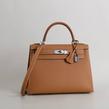 KELLY 28 EPSOM LEATHER GOLD WITH PALLADIUM HARDWARE (PHW)