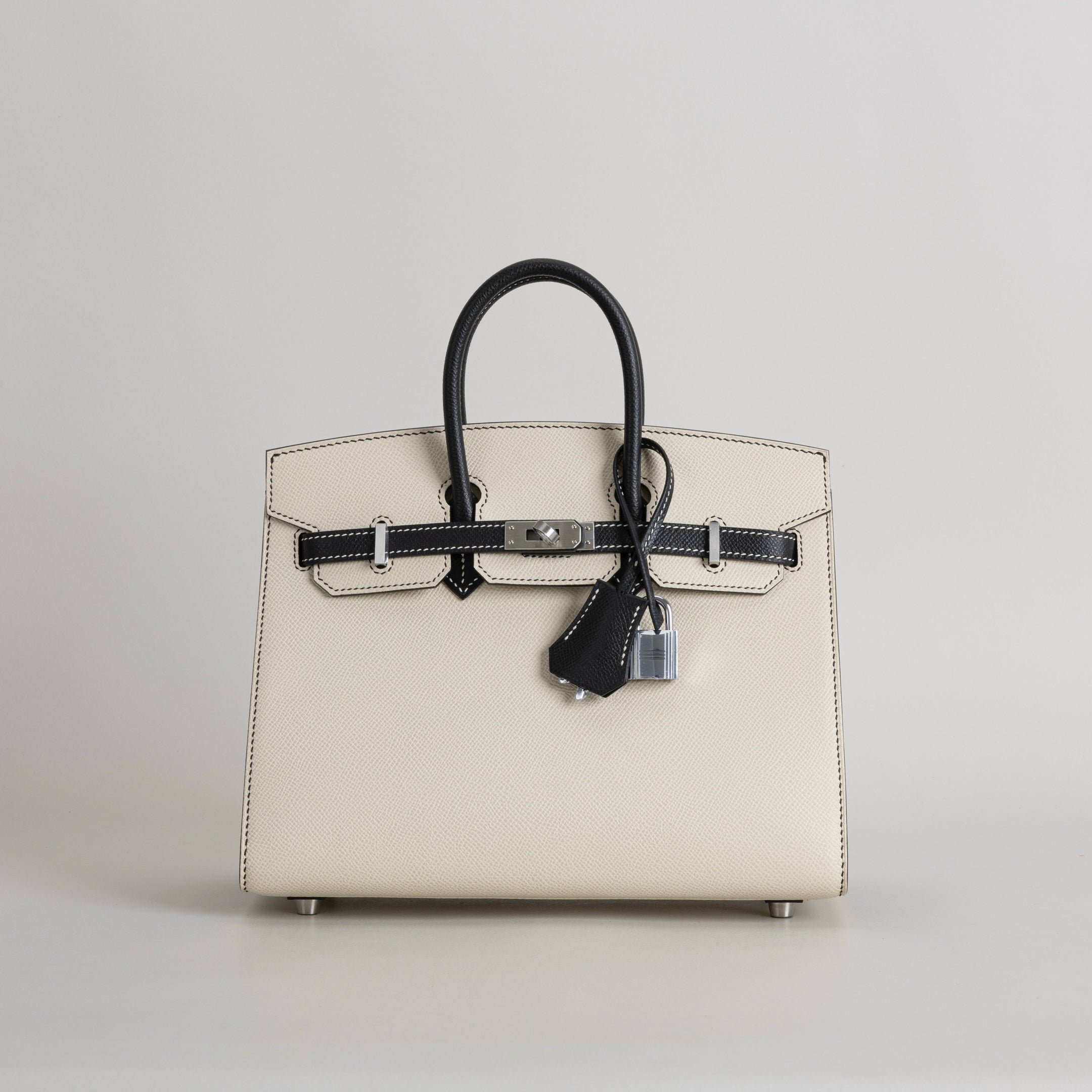 BIRKIN 25 EPSOM LEATHER (SELLIER SHAPE) HORSESHOE STAMP (HSS) BI-COLOR NATA & NOIR (BLACK) WITH PALLADIUM HARDWARE (PHW)