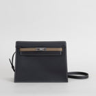 KELLY DANSE EVERCOLOR LEATHER HORSESHOE STAMP (HSS) BI-COLOR NOIR (BLACK) & ETOUPE WITH PALLADIUM HARDWARE (PHW)