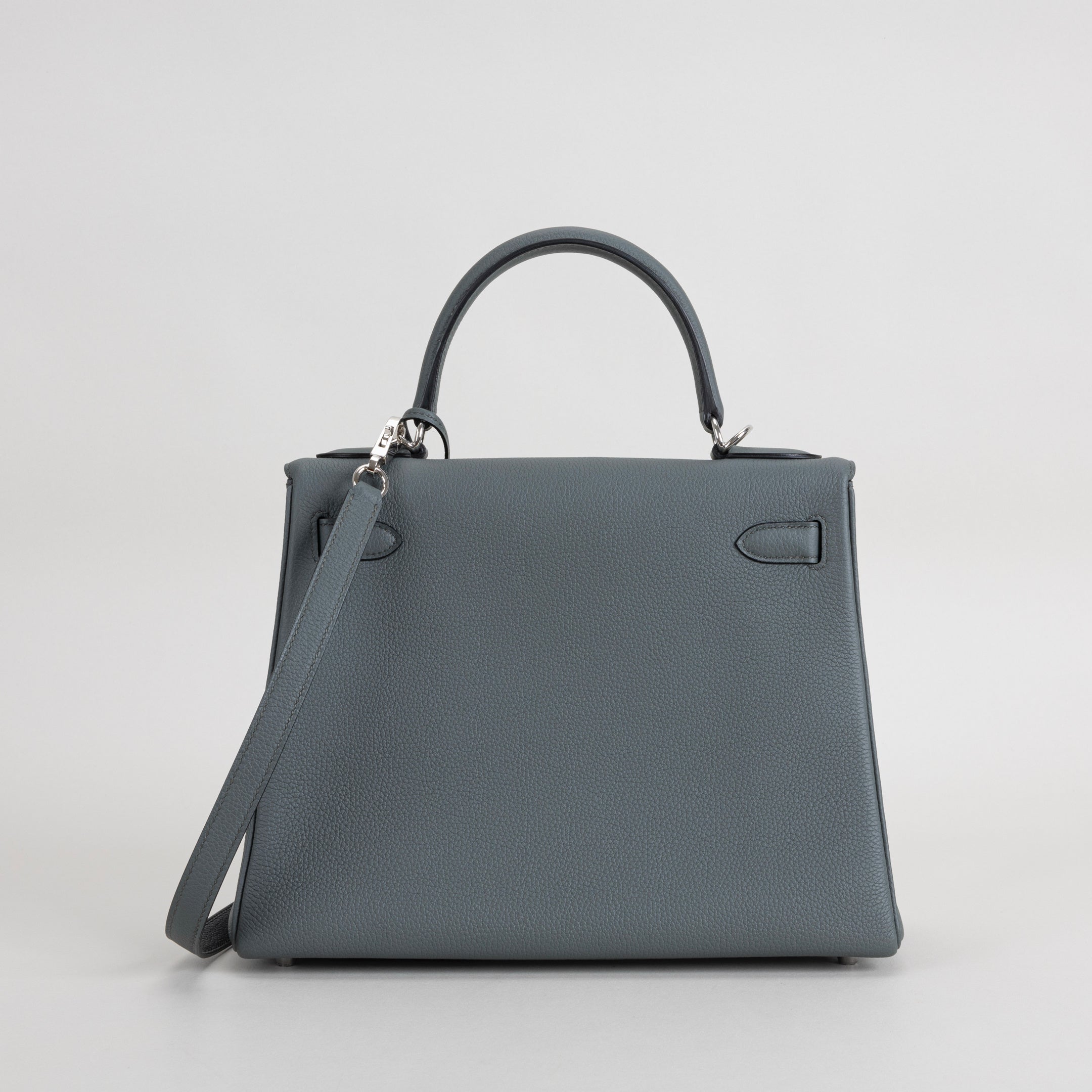 KELLY 28 TOGO LEATHER VERT AMANDE WITH PALLADIUM HARDWARE (PHW)