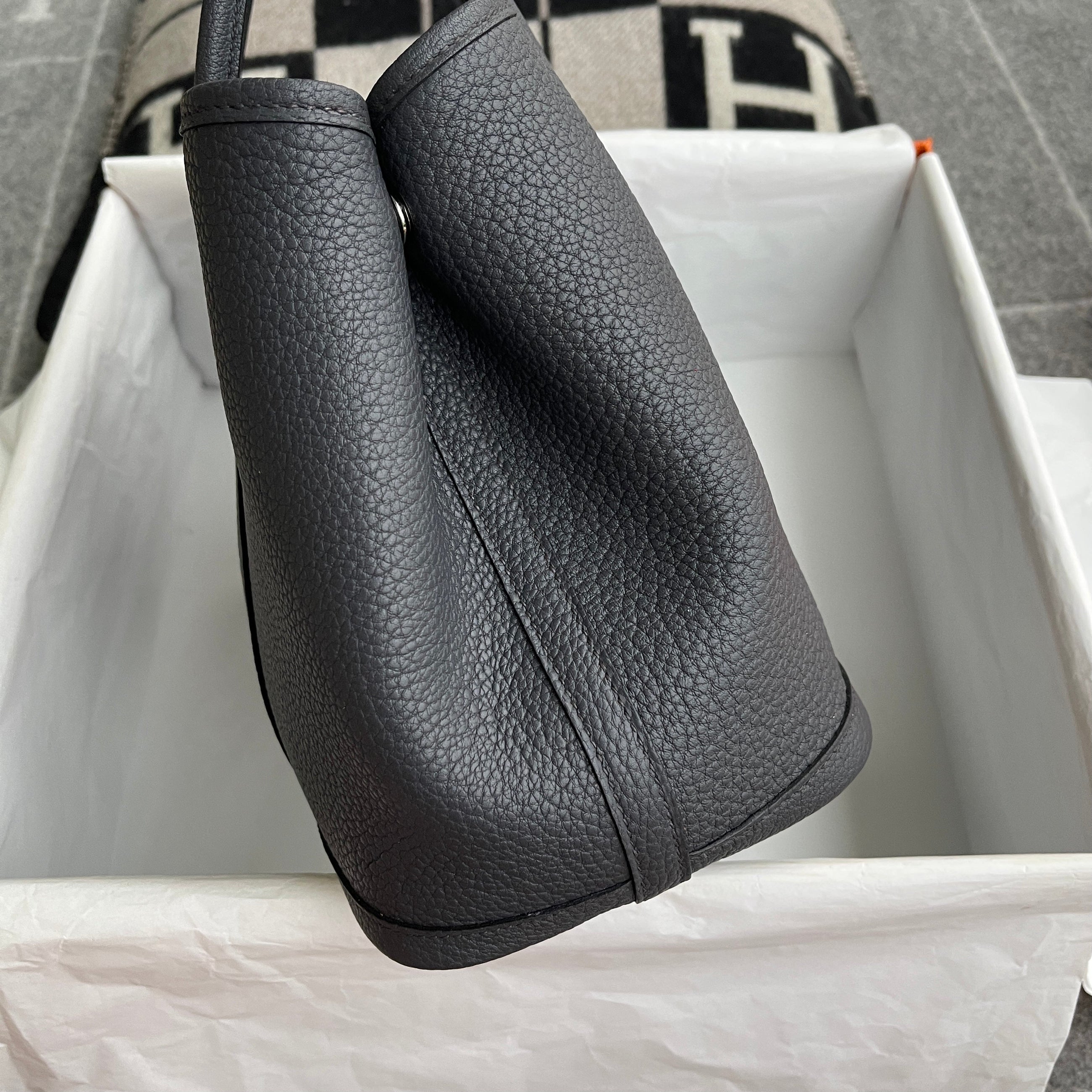 GARDEN PARTY 30 NEGONDA LEATHER ETAIN WITH PALLADIUM HARDWARE (PHW)