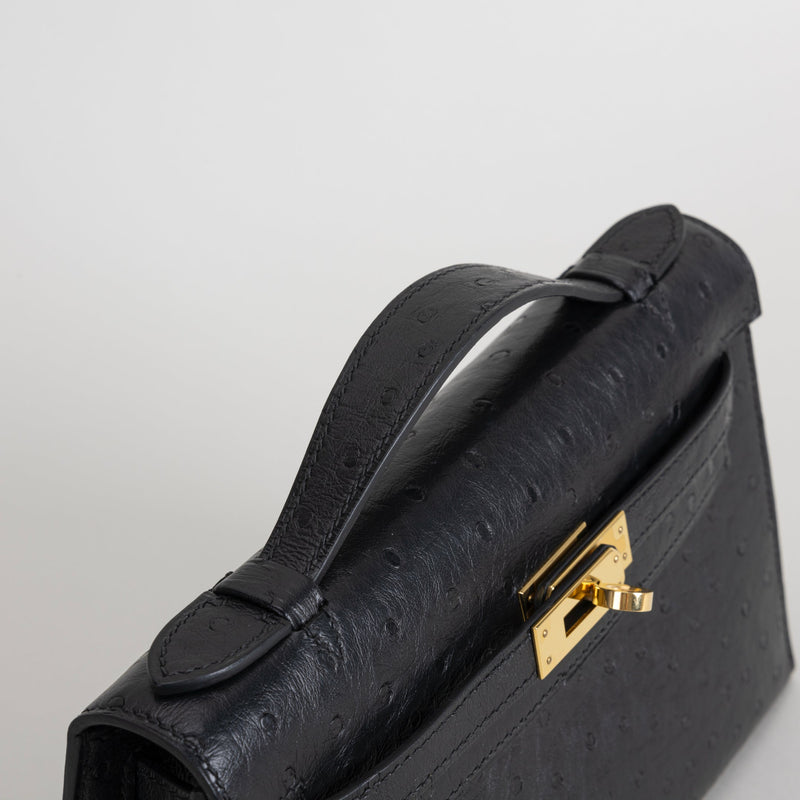 KELLY POCHETTE OSTRICH LEATHER NOIR (BLACK) WITH GOLD HARDWARE (GHW)