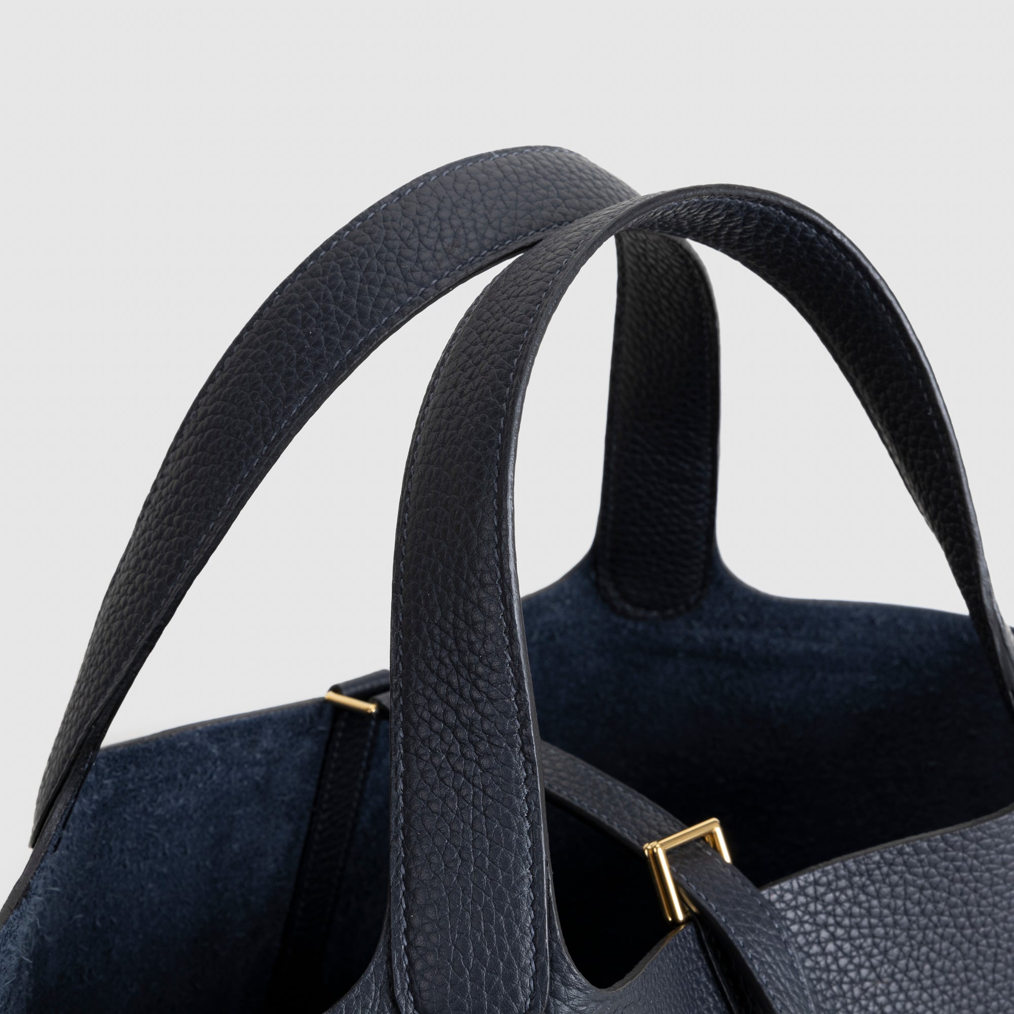 PICOTIN 22 LOCK CLEMENCE LEATHER BLEU NUIT WITH GOLD HARDWARE (GHW)