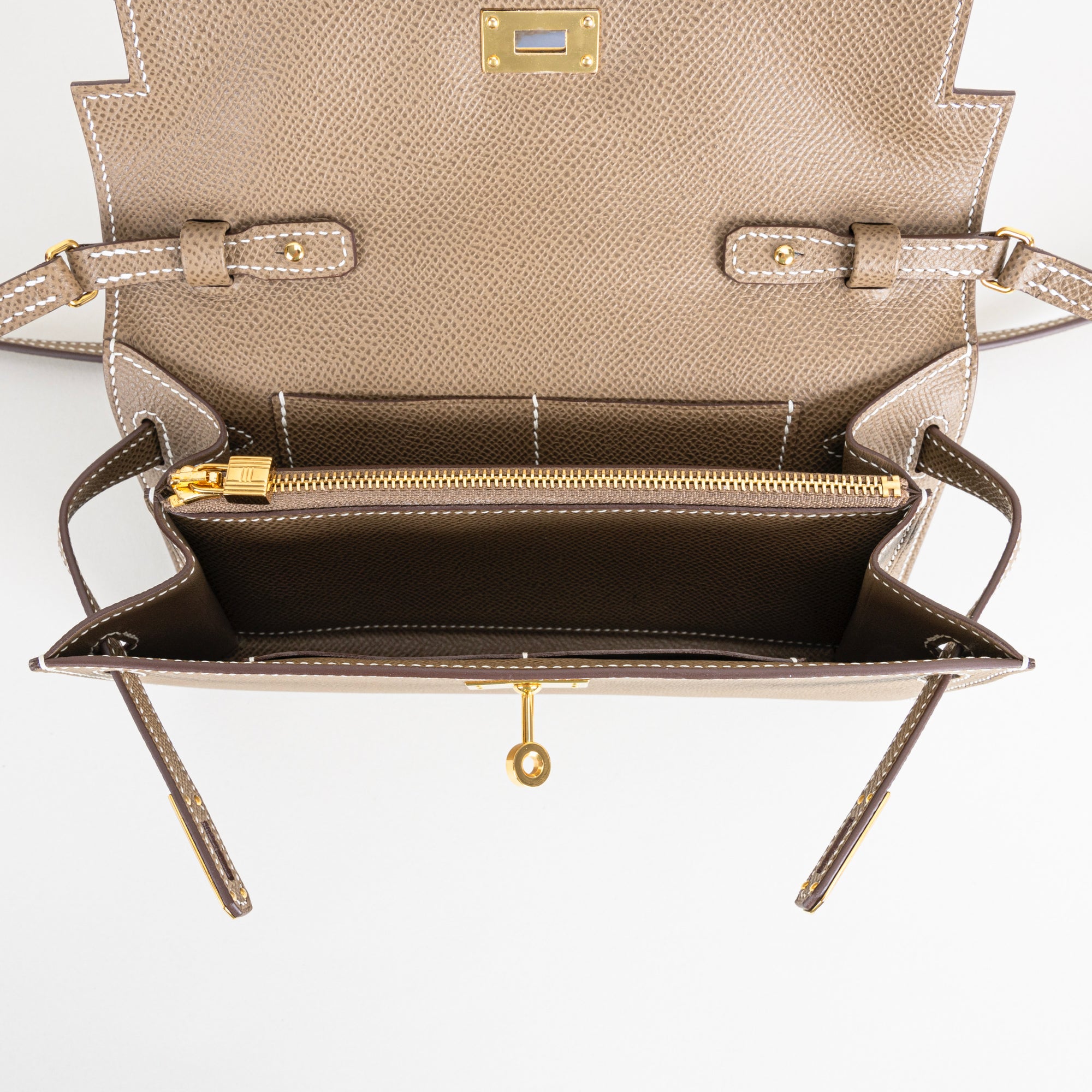 KELLY TO GO EPSOM LEATHER ETOUPE WITH GOLD HARDWARE (GHW)