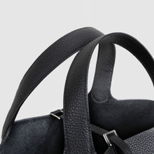 PICOTIN 22 LOCK CLEMENCE LEATHER NOIR (BLACK) WITH PALLADIUM HARDWARE (PHW)