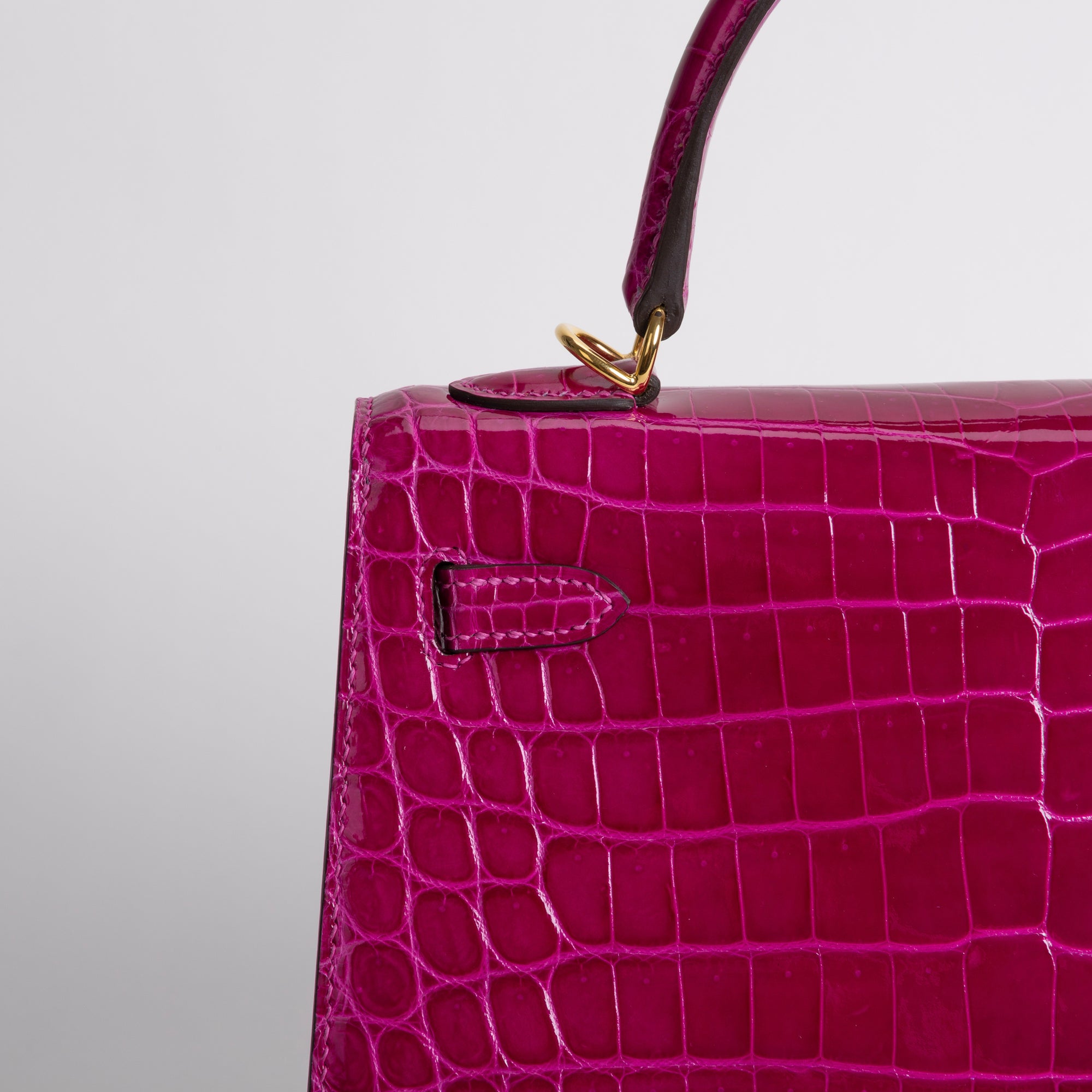 KELLY 25 SHINY (LISSE) MISSISSIPPIENSIS ALLIGATOR LEATHER ROSE SCHEHERAZADE WITH GOLD HARDWARE (GHW)