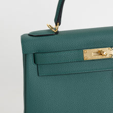 KELLY 28 TOGO LEATHER MALACHITE WITH GOLD HARDWARE (GHW)