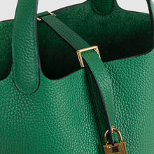 PICOTIN 18 LOCK CLEMENCE LEATHER VERT VERTIGO WITH GOLD HARDWARE (GHW)