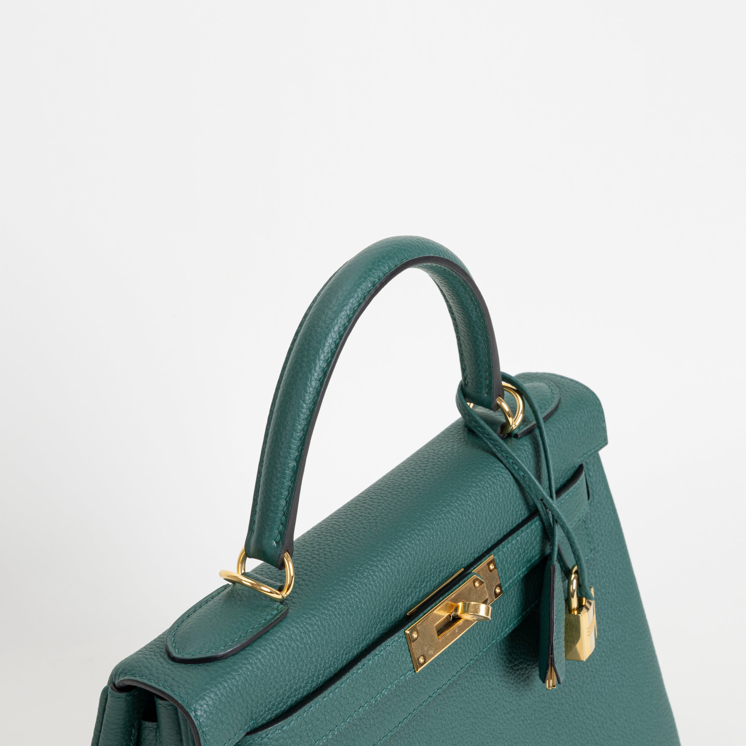 KELLY 28 TOGO LEATHER MALACHITE WITH GOLD HARDWARE (GHW)