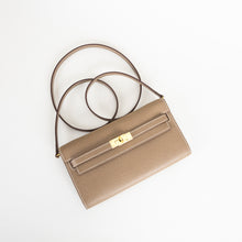 KELLY TO GO EPSOM LEATHER ETOUPE WITH GOLD HARDWARE (GHW)