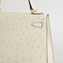 KELLY 25 OSTRICH LEATHER PARCHEMIN WITH GOLD HARDWARE (GHW)