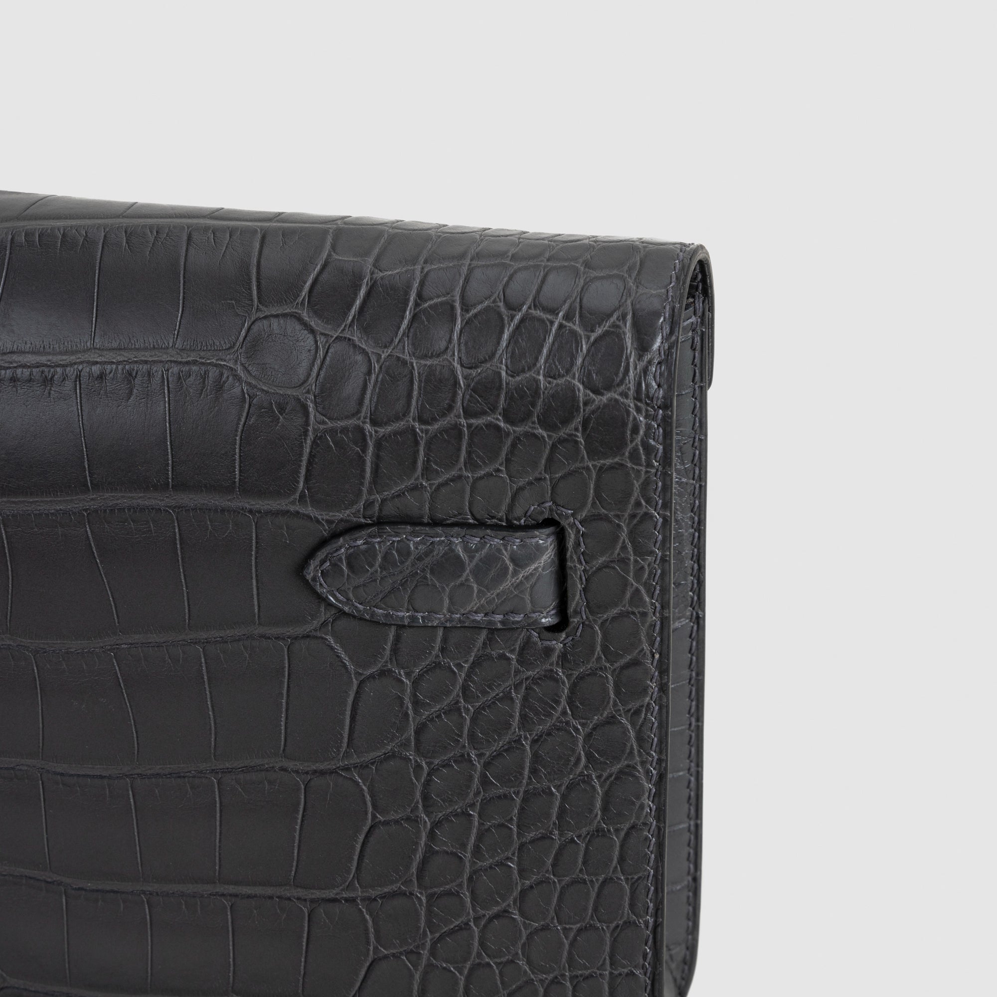 KELLY DEPECHES 25 MATTE MISSISSIPPIENSIS ALLIGATOR LEATHER GRAPHITE WITH PALLADIUM HARDWARE (PHW)