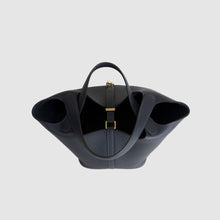 PICOTIN 22 LOCK CLEMENCE LEATHER BLEU NUIT WITH GOLD HARDWARE (GHW)