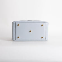 LINDY 26 CLEMENCE LEATHER BLEU PALE WITH GOLD HARDWARE (GHW)