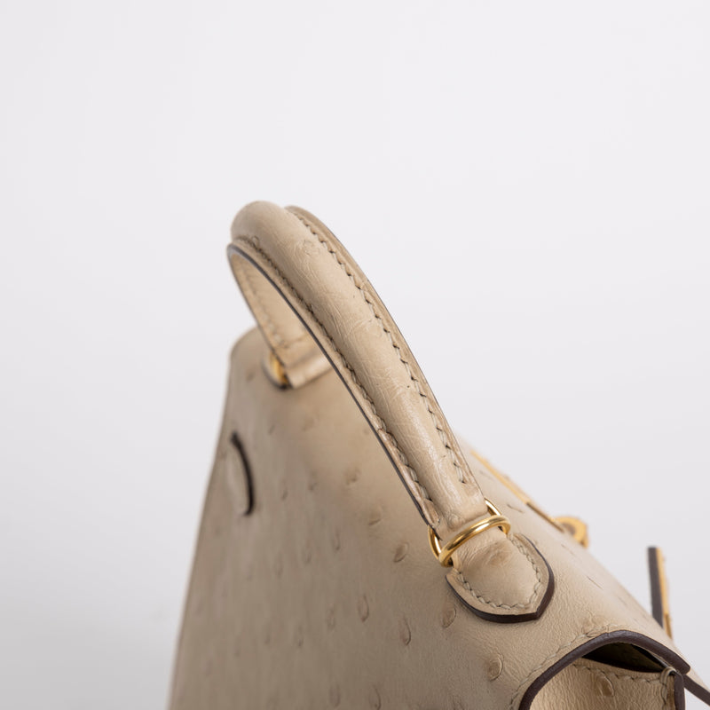 MINI KELLY II (20) OSTRICH LEATHER PARCHEMIN WITH GOLD HARDWARE (GHW)