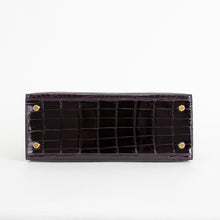 KELLY 25 SHINY (LISSE) NILOTICUS CROCODILE LEATHER CASSIS WITH GOLD HARDWARE (GHW)