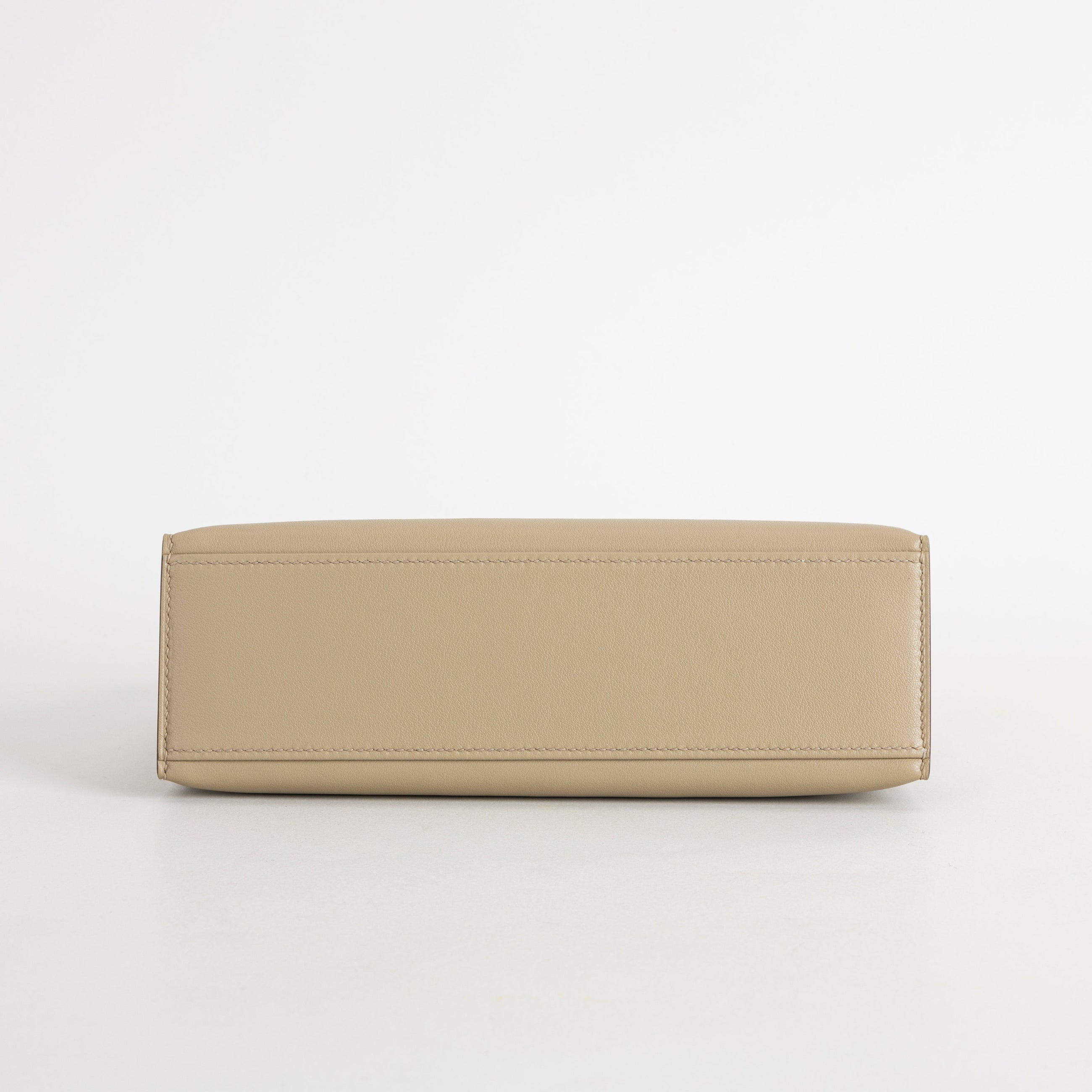 KELLY POCHETTE SWIFT LEATHER BEIGE MARFA WITH GOLD HARDWARE (GHW)