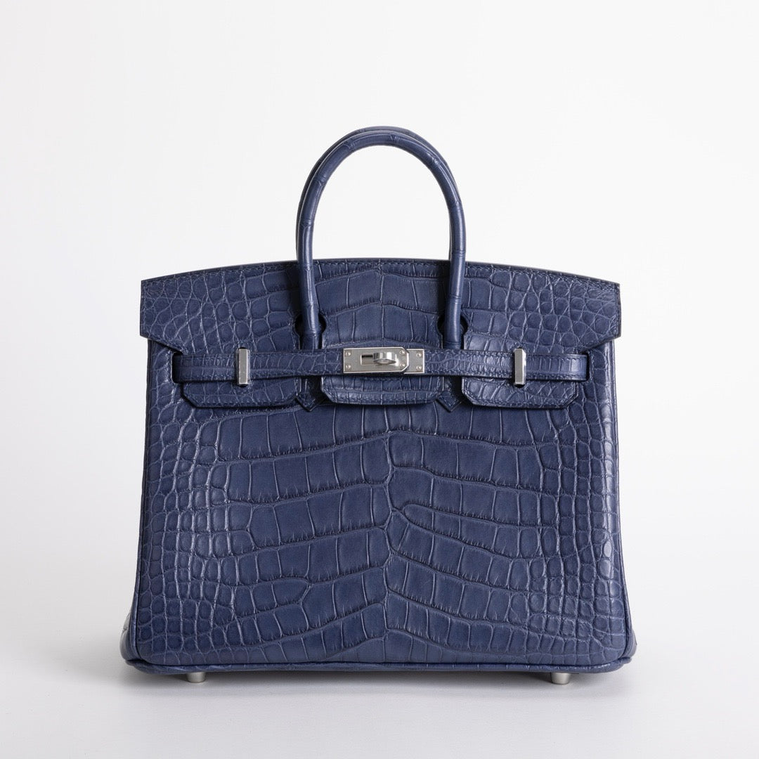 BIRKIN 25 MATTE MISSISSIPPIENSIS ALLIGATOR LEATHER BLEU DE MALTE WITH PALLADIUM HARDWARE (PHW)