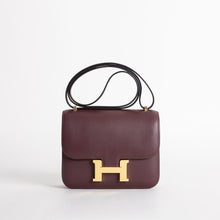 CONSTANCE 18 (MINI) SWIFT LEATHER BORDEAUX WITH GOLD HARDWARE (GHW)