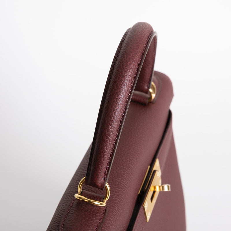 KELLY 28 TOGO LEATHER ROUGE H WITH GOLD HARDWARE (GHW)