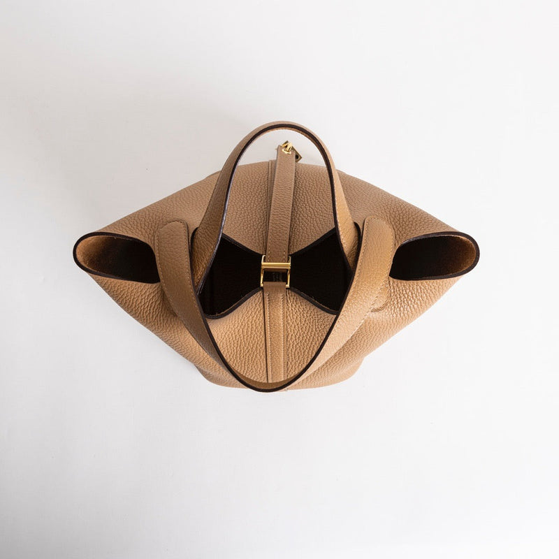 PICOTIN 18 LOCK CLEMENCE LEATHER BISCUIT WITH GOLD HARDWARE (GHW)