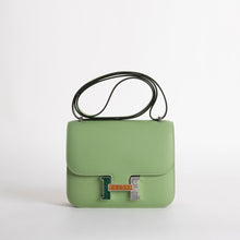 CONSTANCE 18 (MINI) EPSOM LEATHER VERT CRIQUET WITH MARQUETTE HARDWARE (MHW)