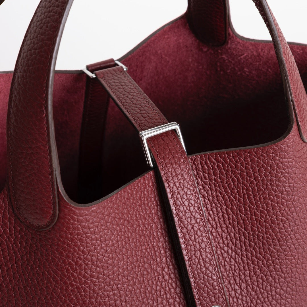 PICOTIN 18 LOCK CLEMENCE LEATHER ROUGE H WITH PALLADIUM HARDWARE (PHW)