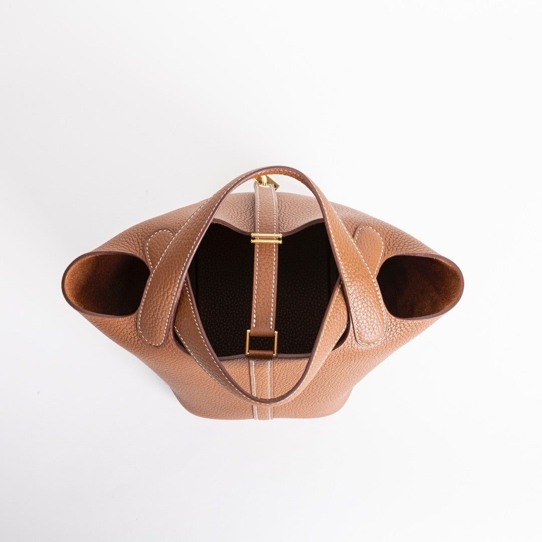 PICOTIN 18 LOCK CLEMENCE LEATHER GOLD WITH GOLD HARDWARE (GHW)